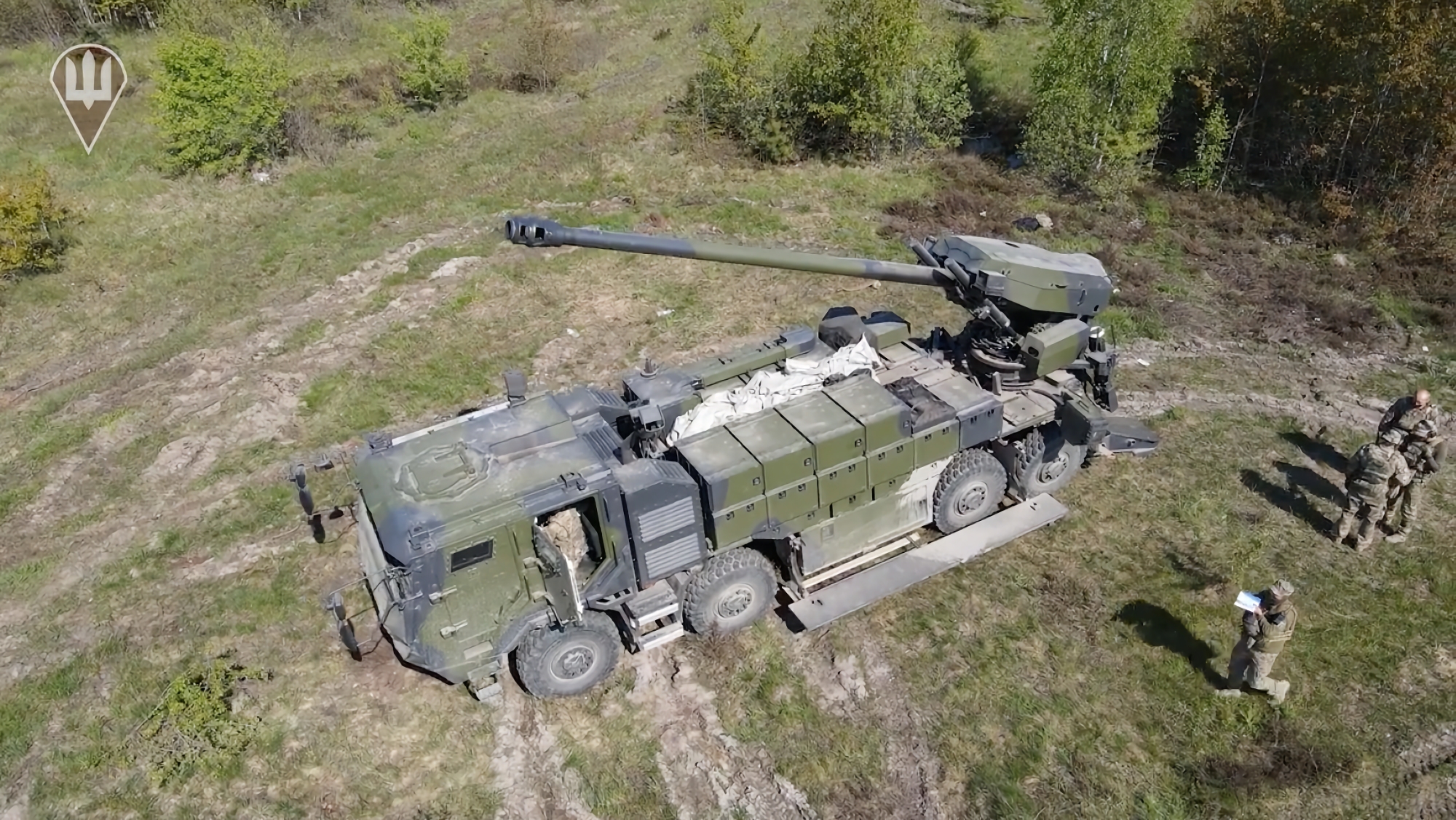 Ukraińscy spadochroniarze pokazali, jak używać CAESAR SAU opartego na podwoziu Tatra 8×8 (wideo)