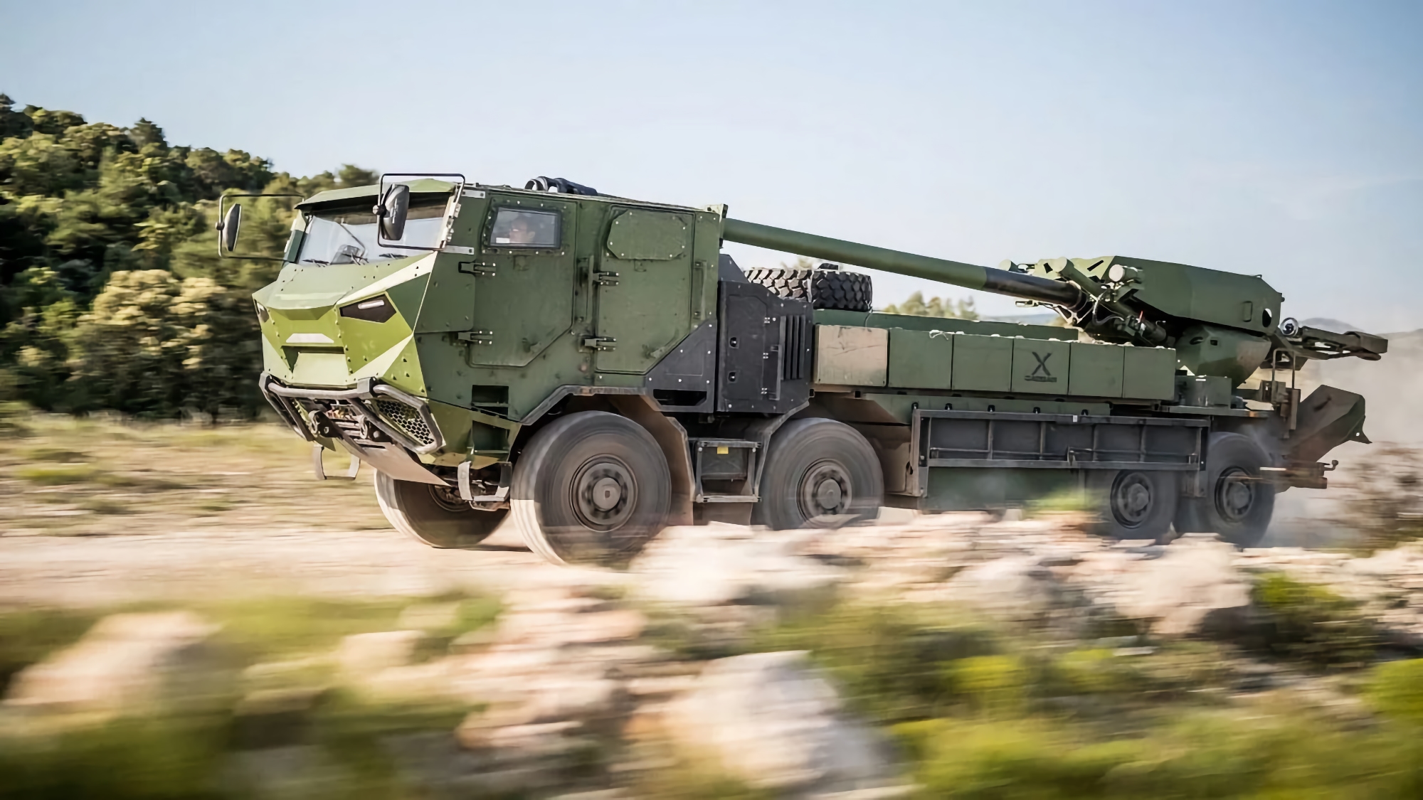 Francja ogłosiła nowy pakiet pomocy wojskowej dla Ukrainy: czekamy na artylerię samobieżną Cezara