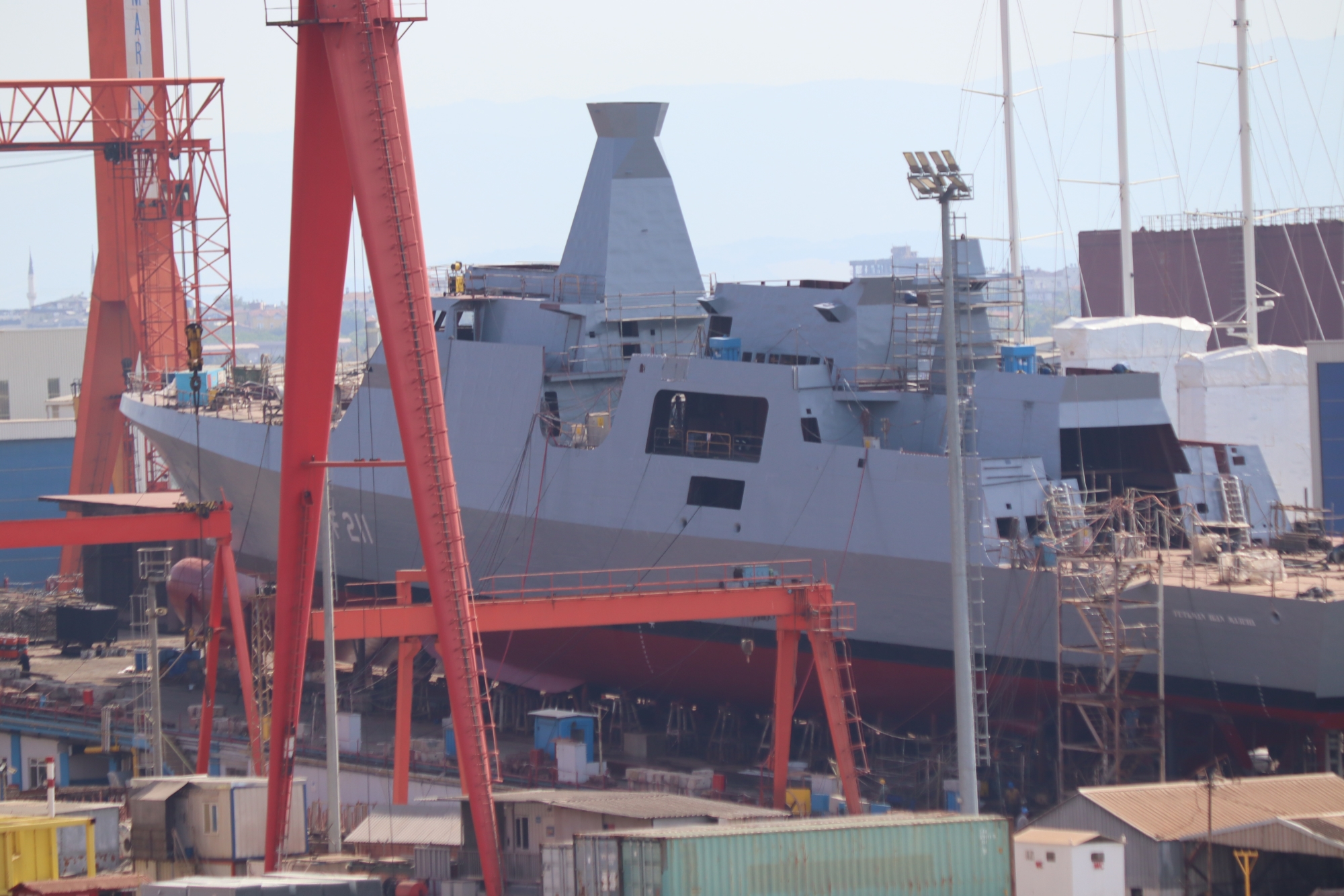 "Hetman Iwan Mazepa": Kadłub przyszłego okrętu flagowego ukraińskiej marynarki wojennej zbudowany w Turcji (foto)