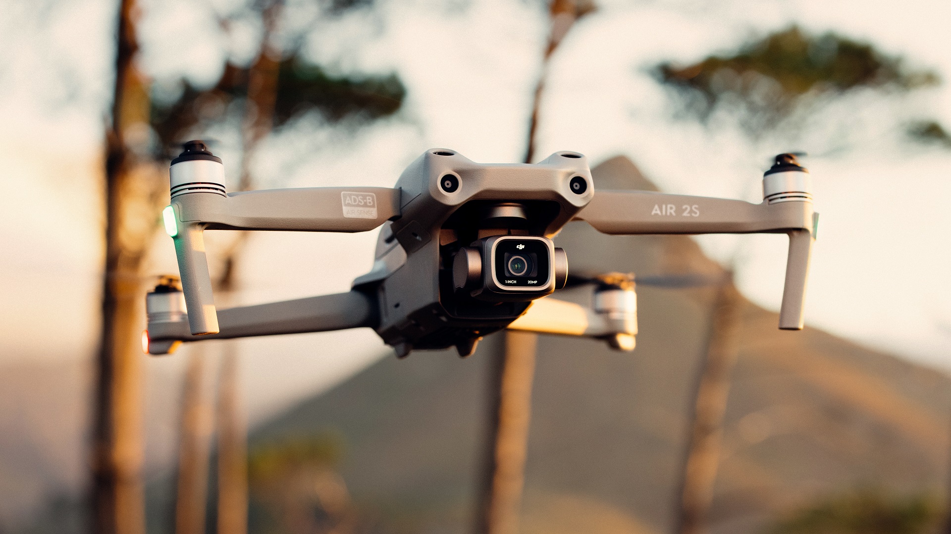 DJI Air 2S: pierwszy kompaktowy dron firmy z 1-calowym czujnikiem kamery za 1000 dolarów
