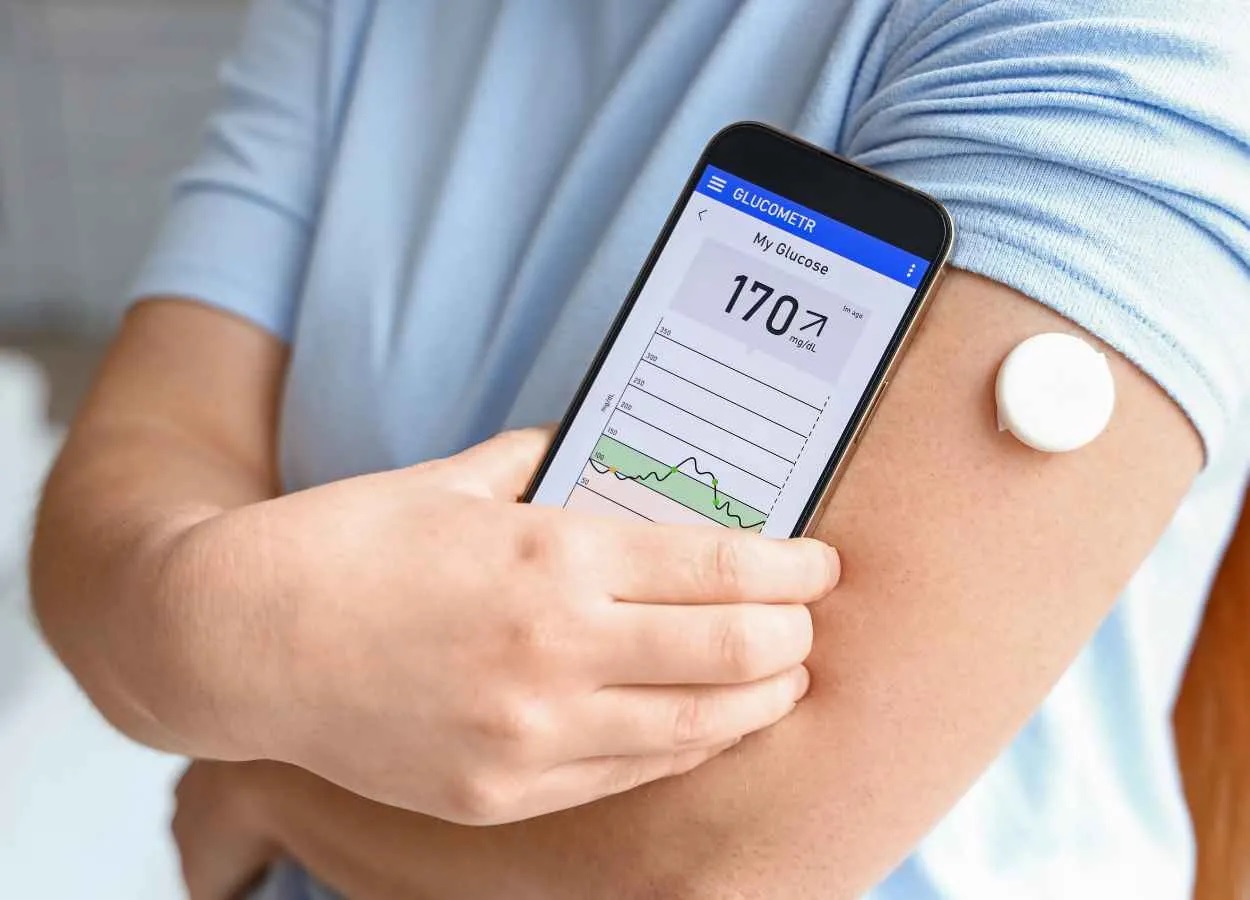 FDA zatwierdza pierwszy glukometr dostępny bez recepty, który łączy się ze smartfonem