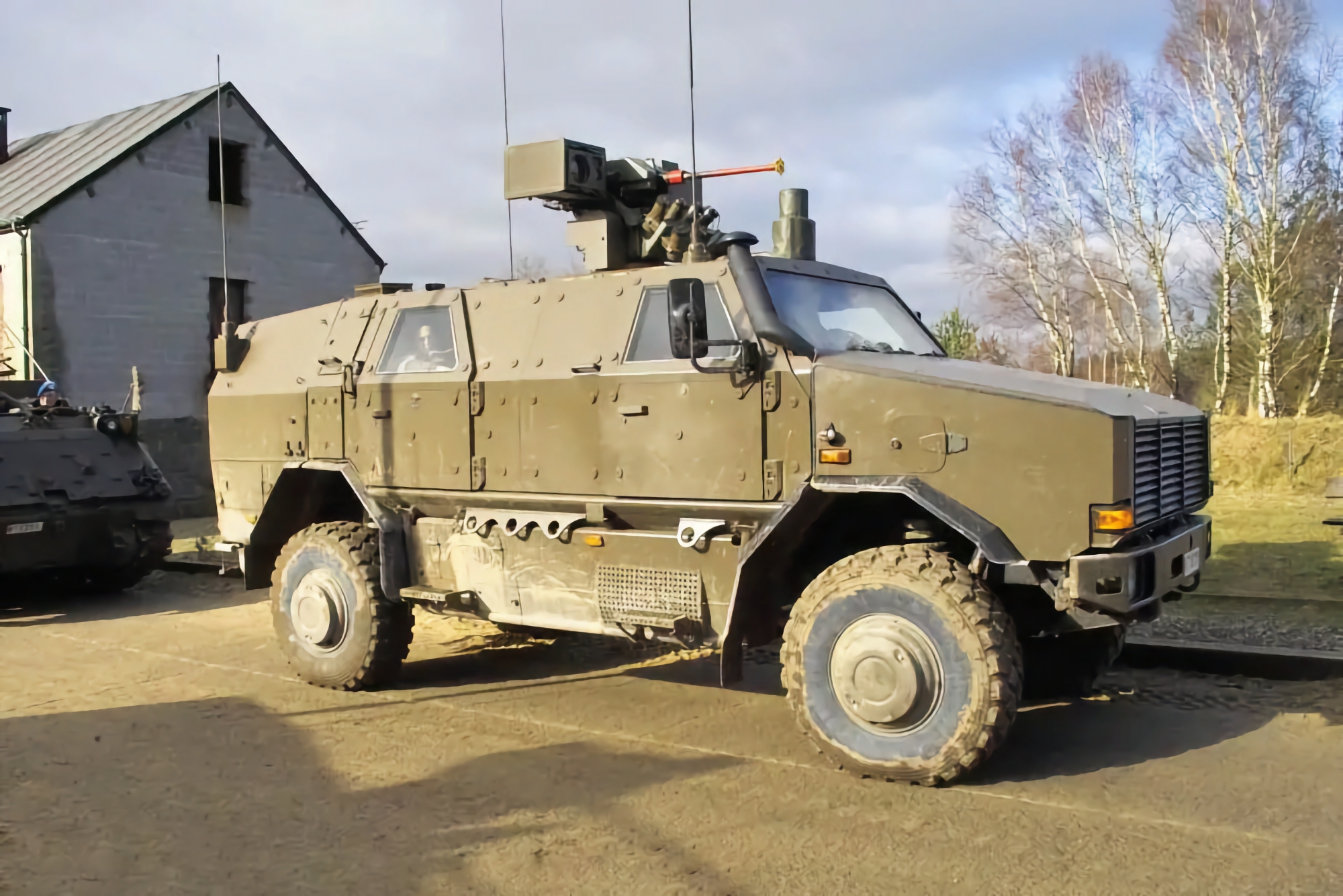 200 pojazdów opancerzonych klasy MRAP, 50 dronów nawodnych i amunicja: Niemcy ujawniają szczegóły nowego pakietu pomocy wojskowej dla Ukrainy