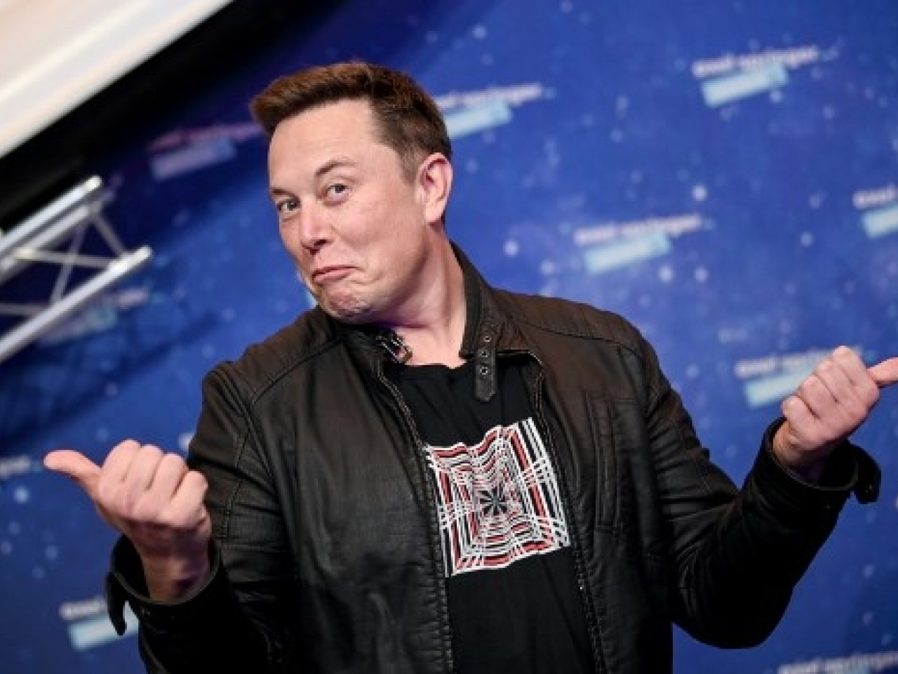 Prezes Tesli i SpaceX Ilon Musk jest najbogatszym człowiekiem na świecie według Forbesa