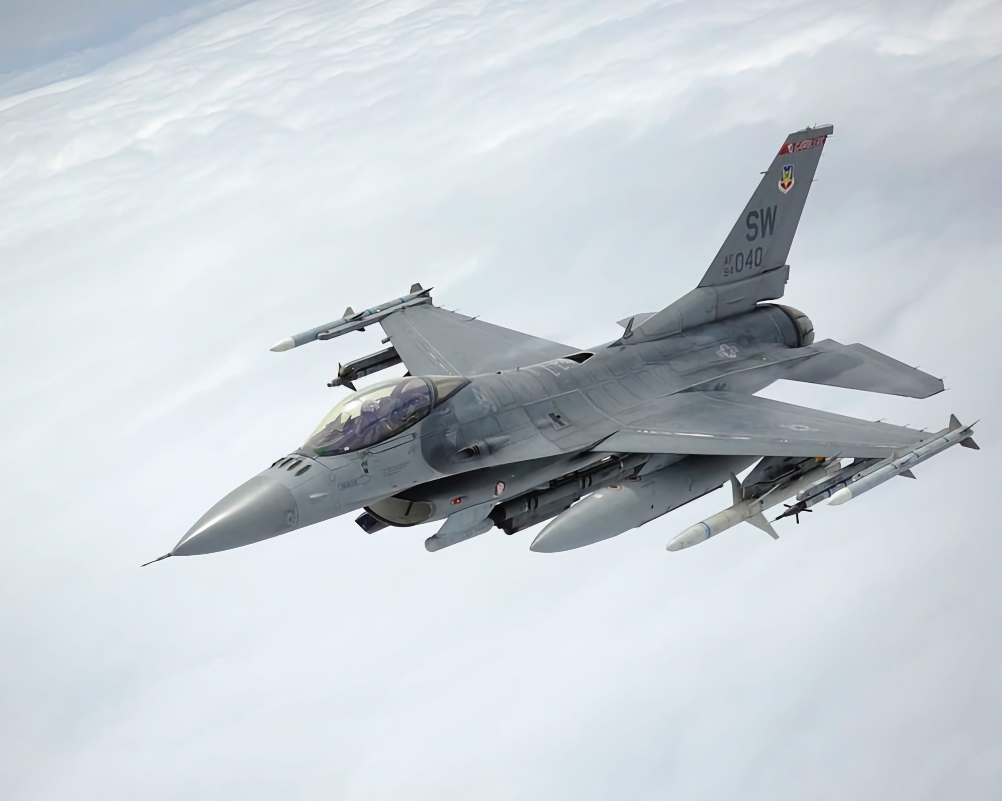 Czechy przeszkolą ukraińskich pilotów na myśliwcach F-16 i przekażą AFU śmigłowce bojowe