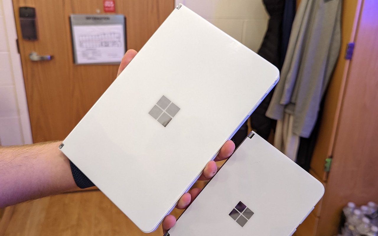 Microsoft Surface Neo z dwoma ekranami dostrzeżony na zdjęciach