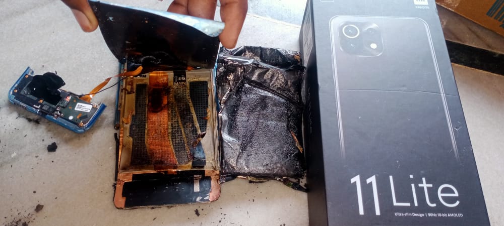 Xiaomi Mi 11 Lite 4G eksploduje podczas ładowania