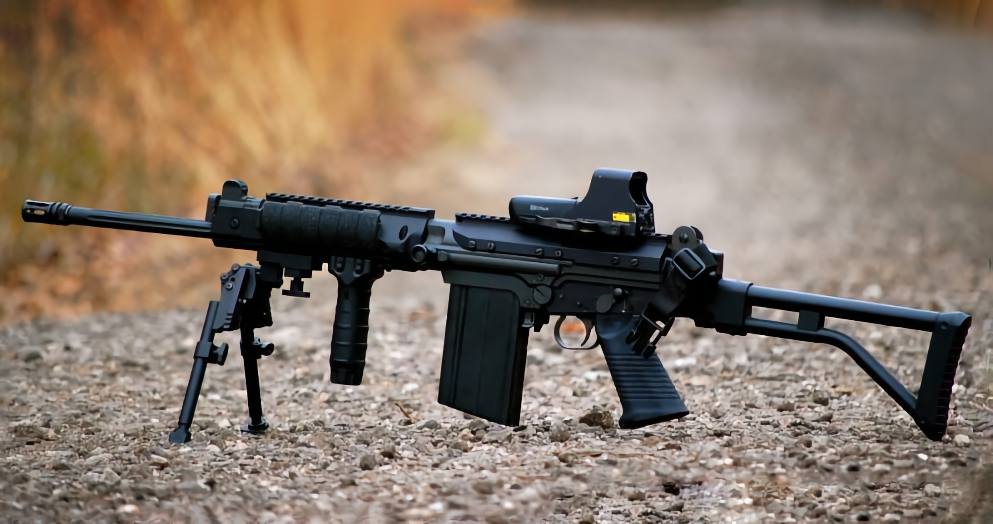 Ukraińscy żołnierze zaczęli używać karabinów automatycznych FN FAL, jednej z najbardziej znanych i powszechnych broni na świecie