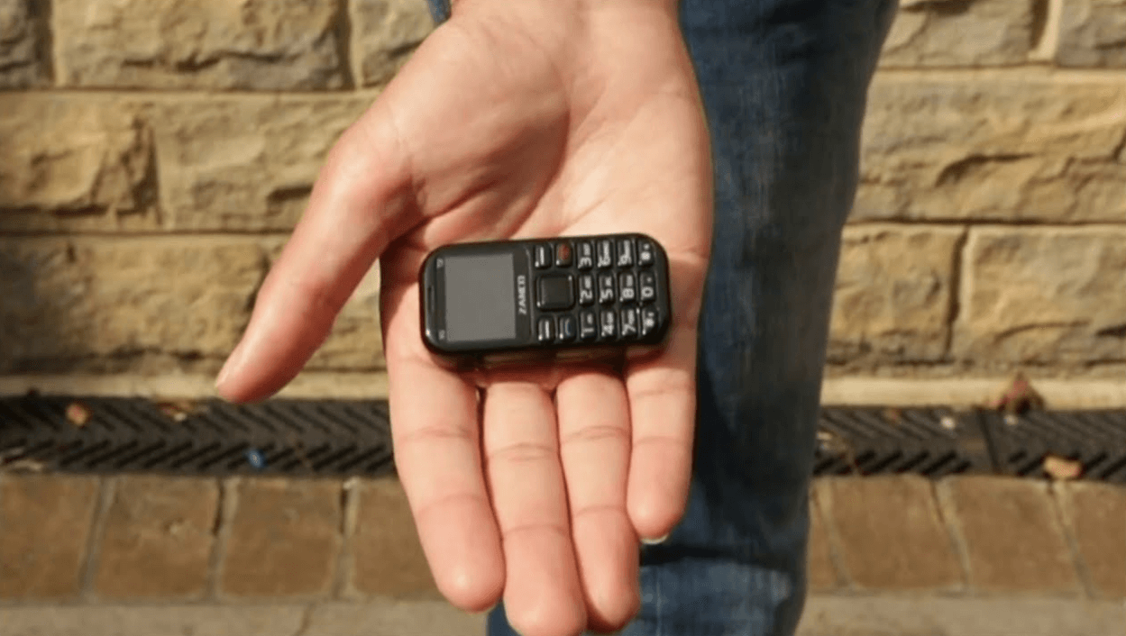 Zanco Tiny T2 - najmniejszy na świecie telefon komórkowy wielkości zapalniczki