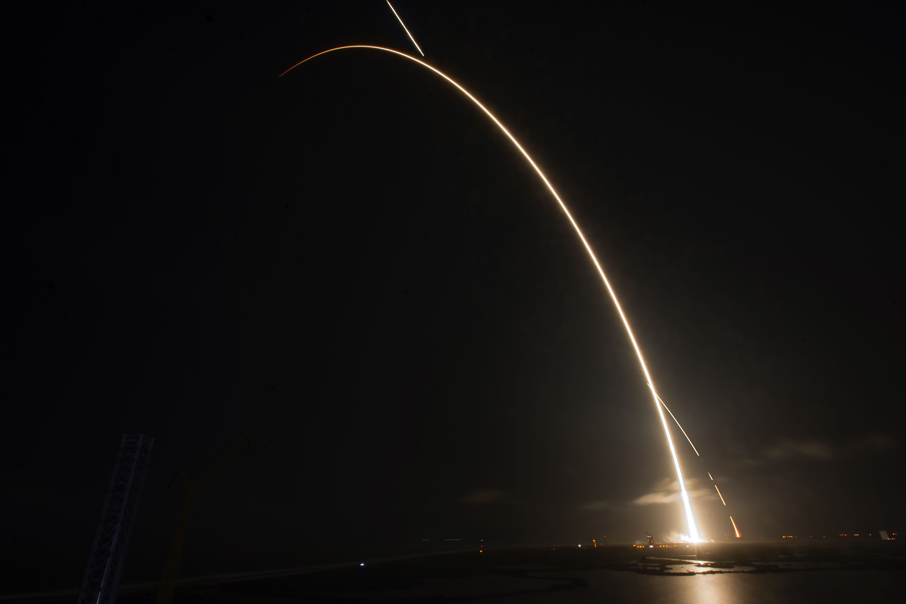 SpaceX wysyła na Księżyc lądownik Hakuto-R i łazik Rashid