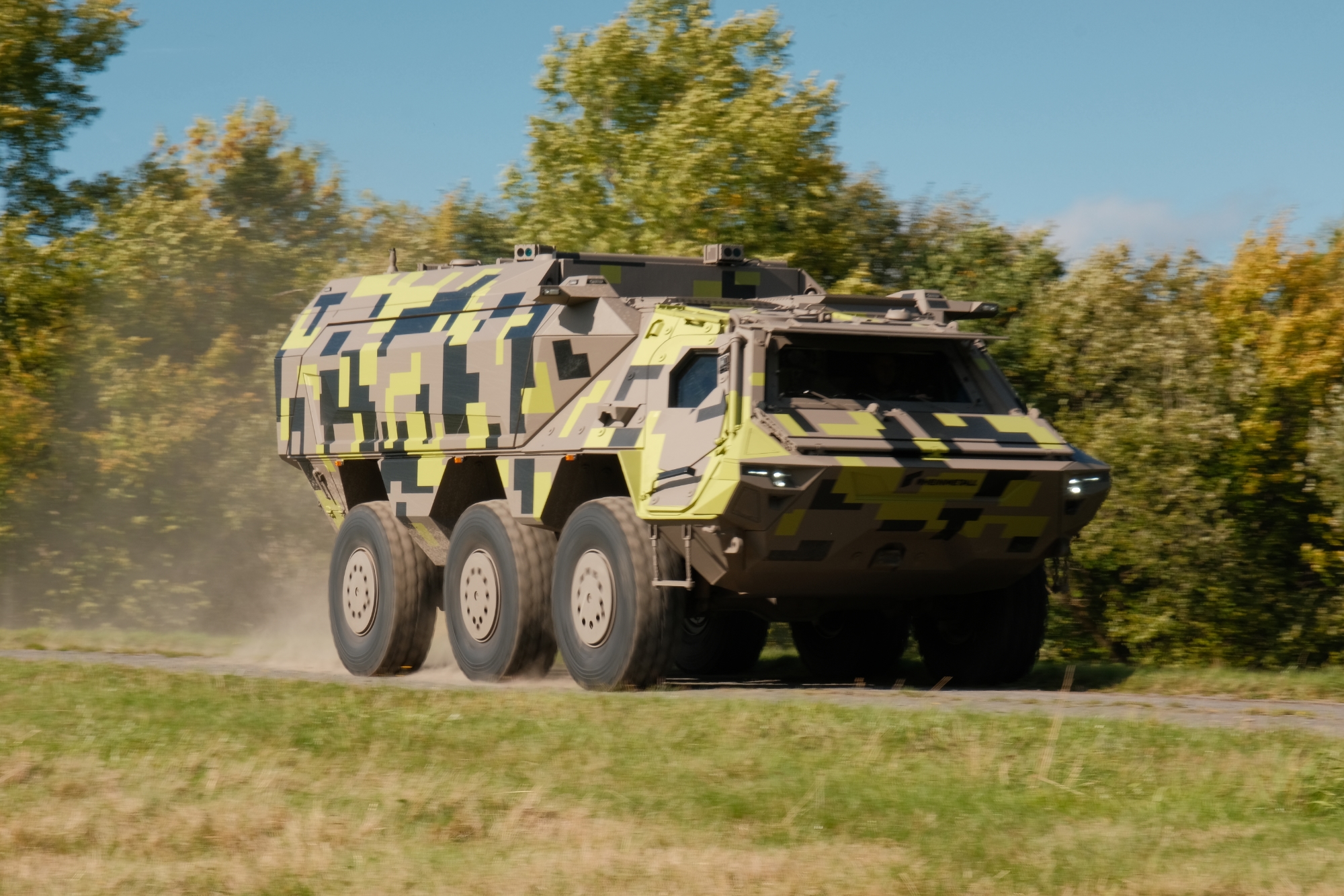 Rheinmetall planuje budowę pojazdów opancerzonych Fuchs na Ukrainie