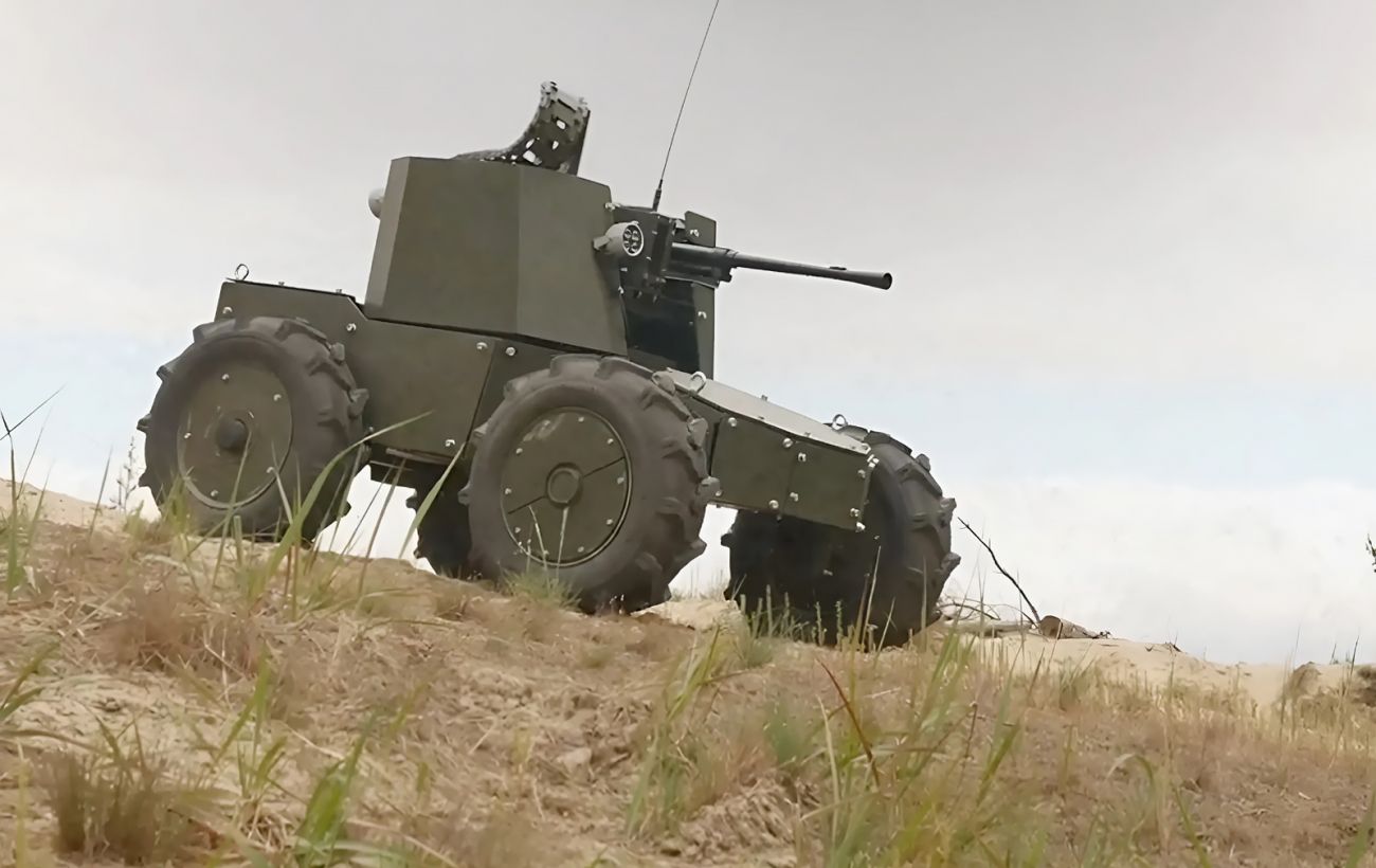  Ukraina zaprezentowała robota szturmowego "Lyut" z czołgowym karabinem maszynowym, kamerą 360° i bronią strzelecką.