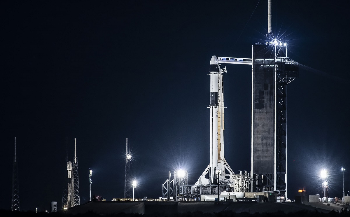 SpaceX wystrzeliwuje na orbitę 22 minisatelity Starlink V2 nowej generacji