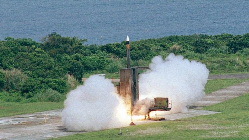 Tajwan opracował dwie zmodernizowane wersje systemu rakiet ziemia-powietrze Sky Bow III, aby uzupełnić system Patriot i przechwytywać pociski na wysokości do 100 km