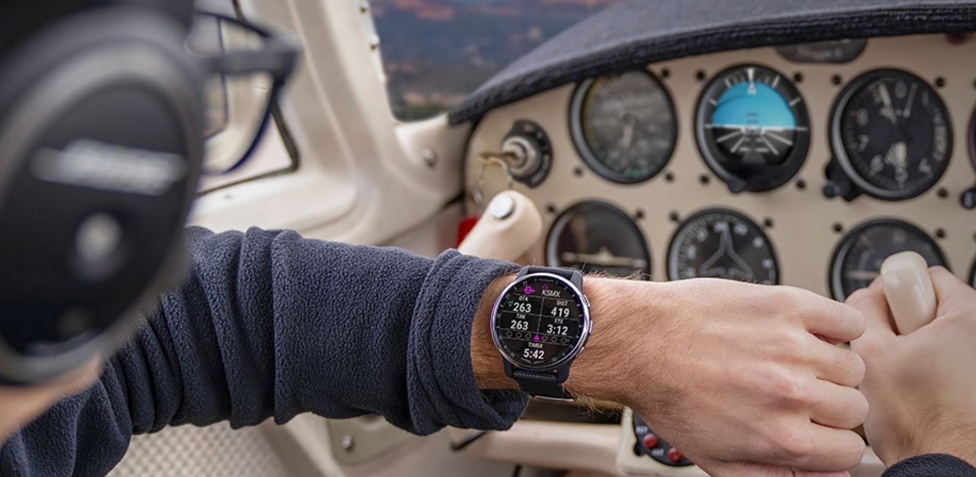 Garmin D2 Air X10: smartwatch dla lotników za 549 USD