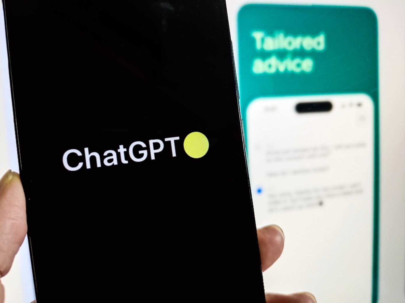 ChatGPT na iOS nauczył się wyszukiwać informacje w Internecie za pomocą Bing