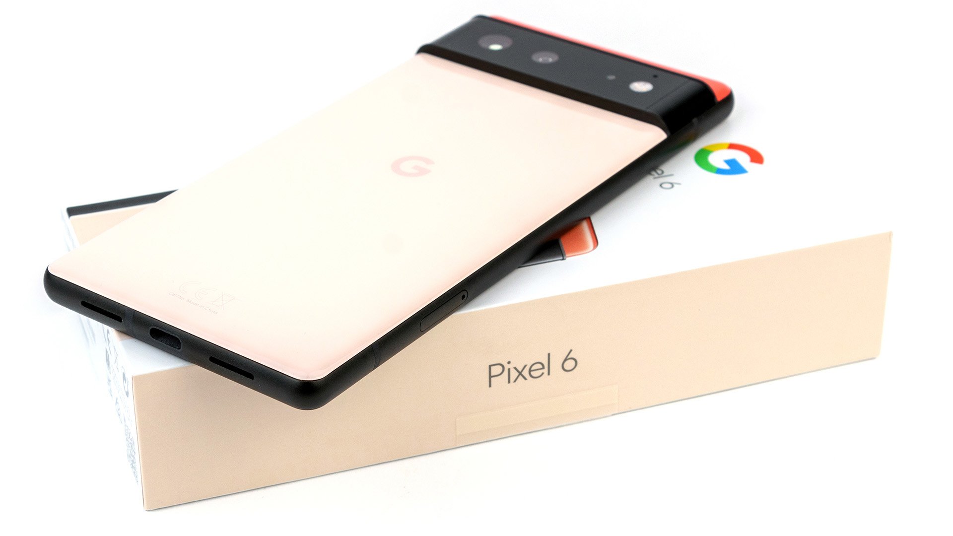 Nowa strategia działa: Pixel 6 bije rekordy sprzedaży Google