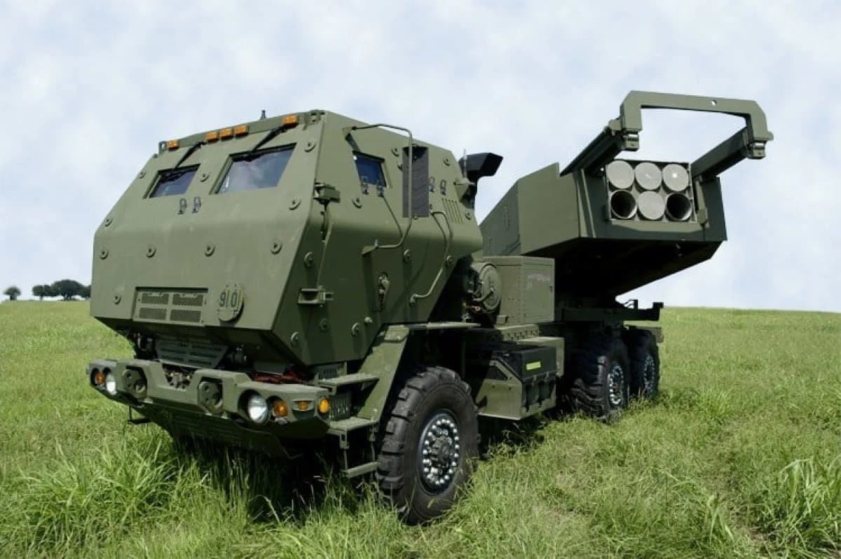 Stany Zjednoczone rozważają możliwość podwojenia liczby dostaw MLRS HIMARS na Ukrainę
