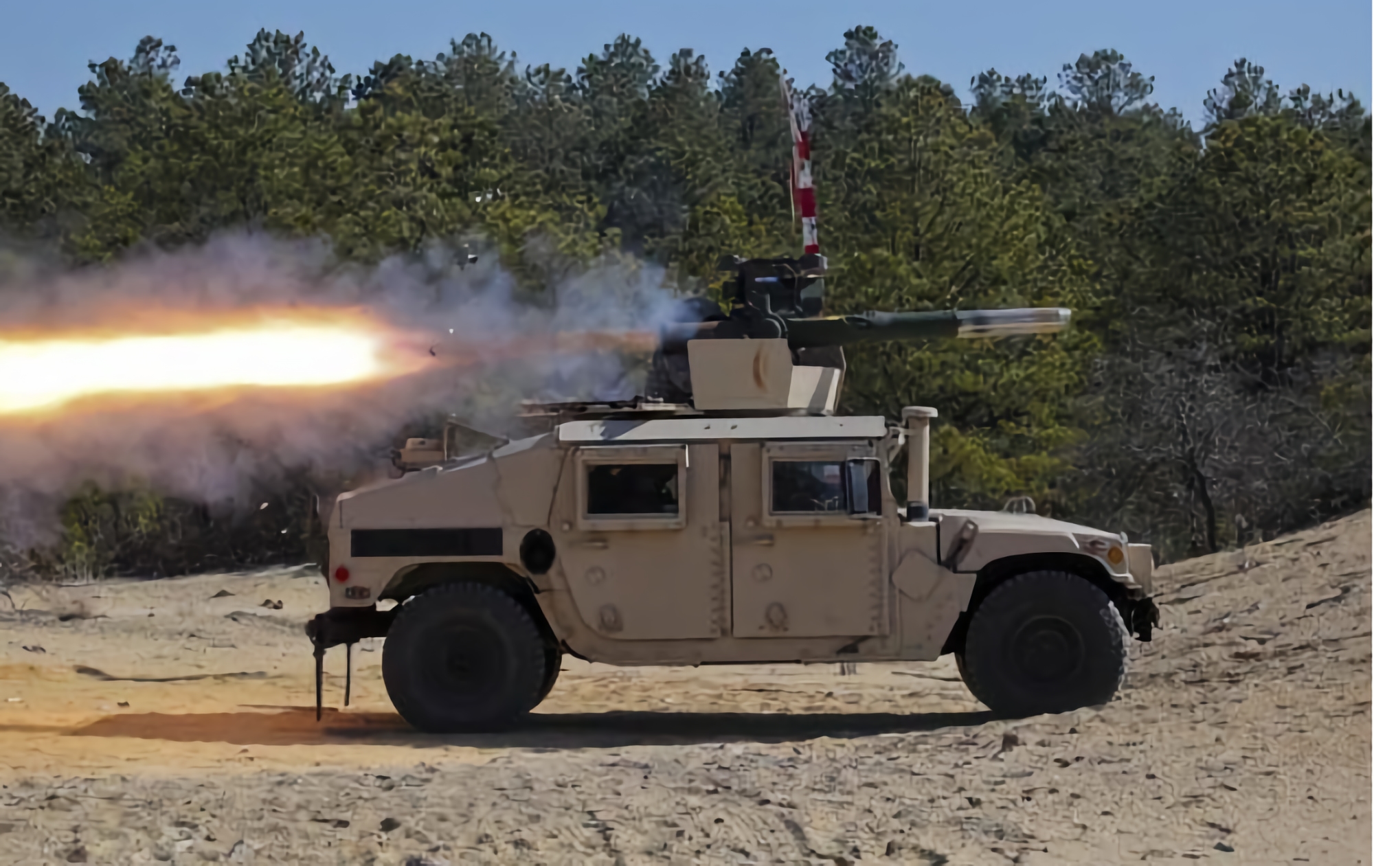 AFU wykorzystuje pojazdy opancerzone HMMWV jako wyrzutnie dla BGM-71 TOW (wideo)