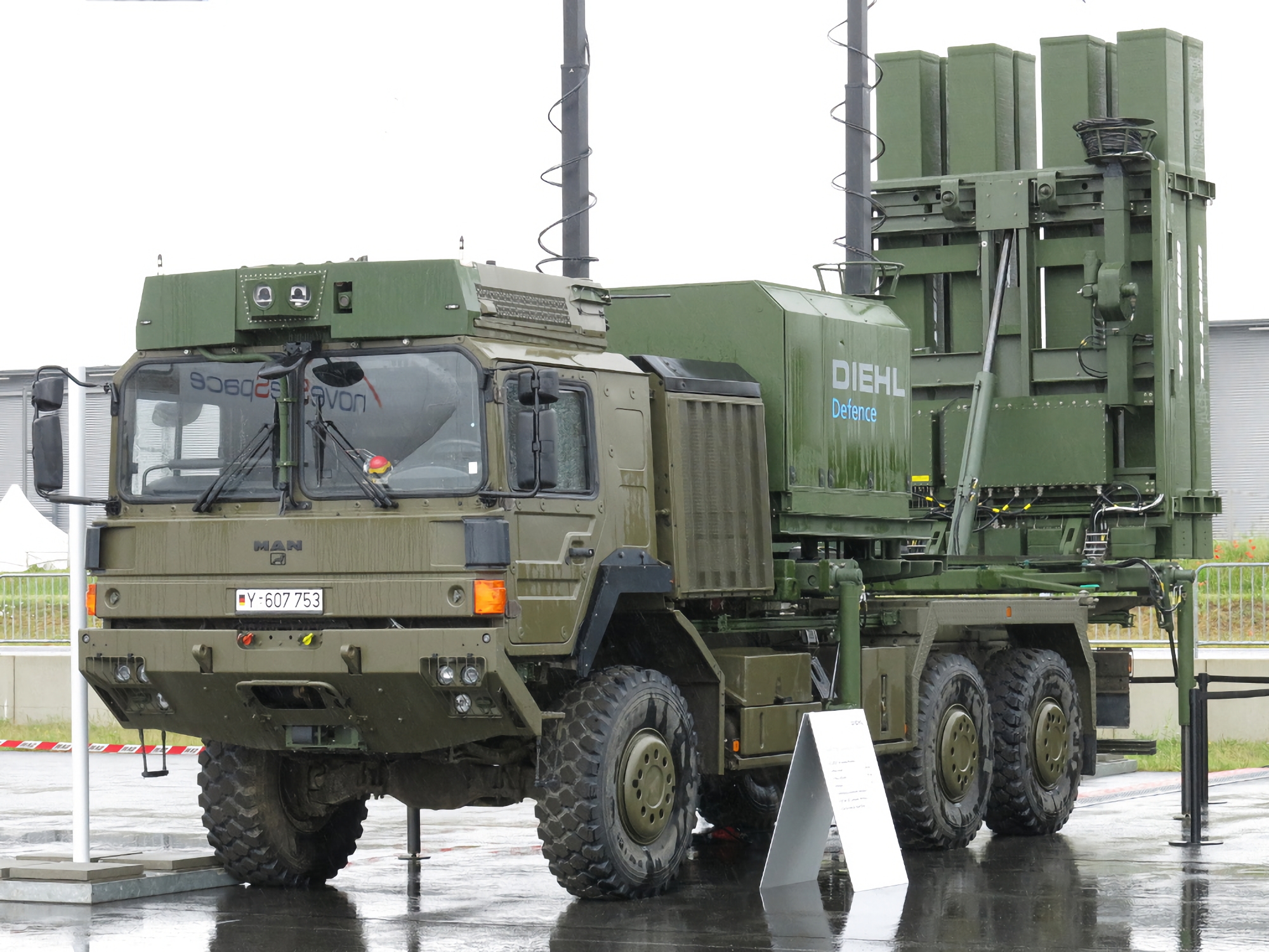 Niemcy proszą Szwecję o przekazanie Ukrainie systemu obrony powietrznej IRIS-T i dodatkowych rakiet