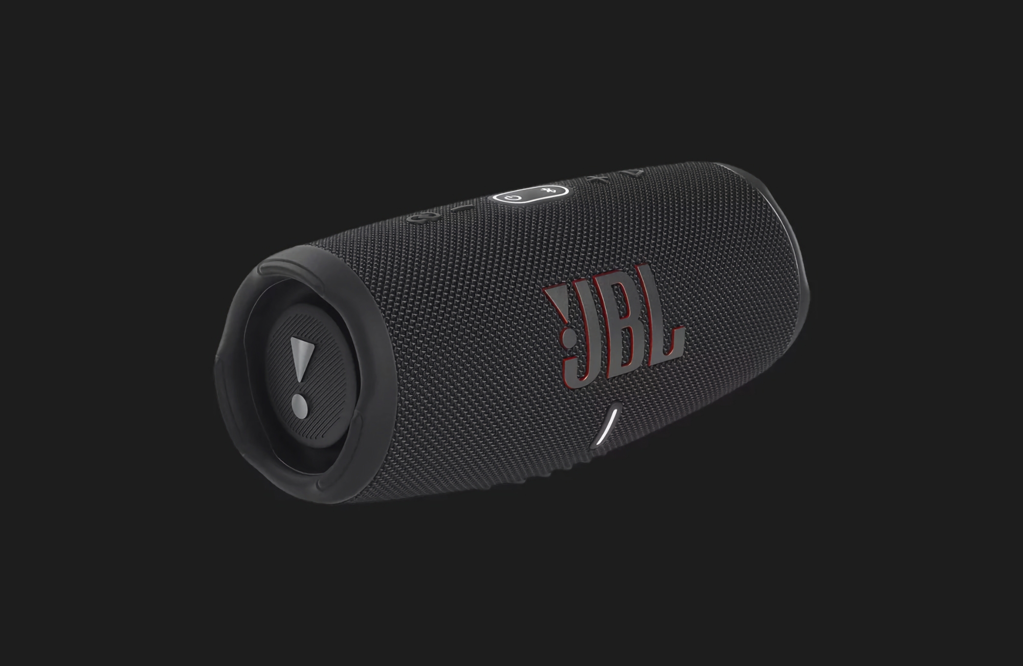 Oferta dnia: JBL Charge 5 z ochroną IP67 i do 20 godzin pracy na baterii jest w sprzedaży na Amazon za 50 USD zniżki