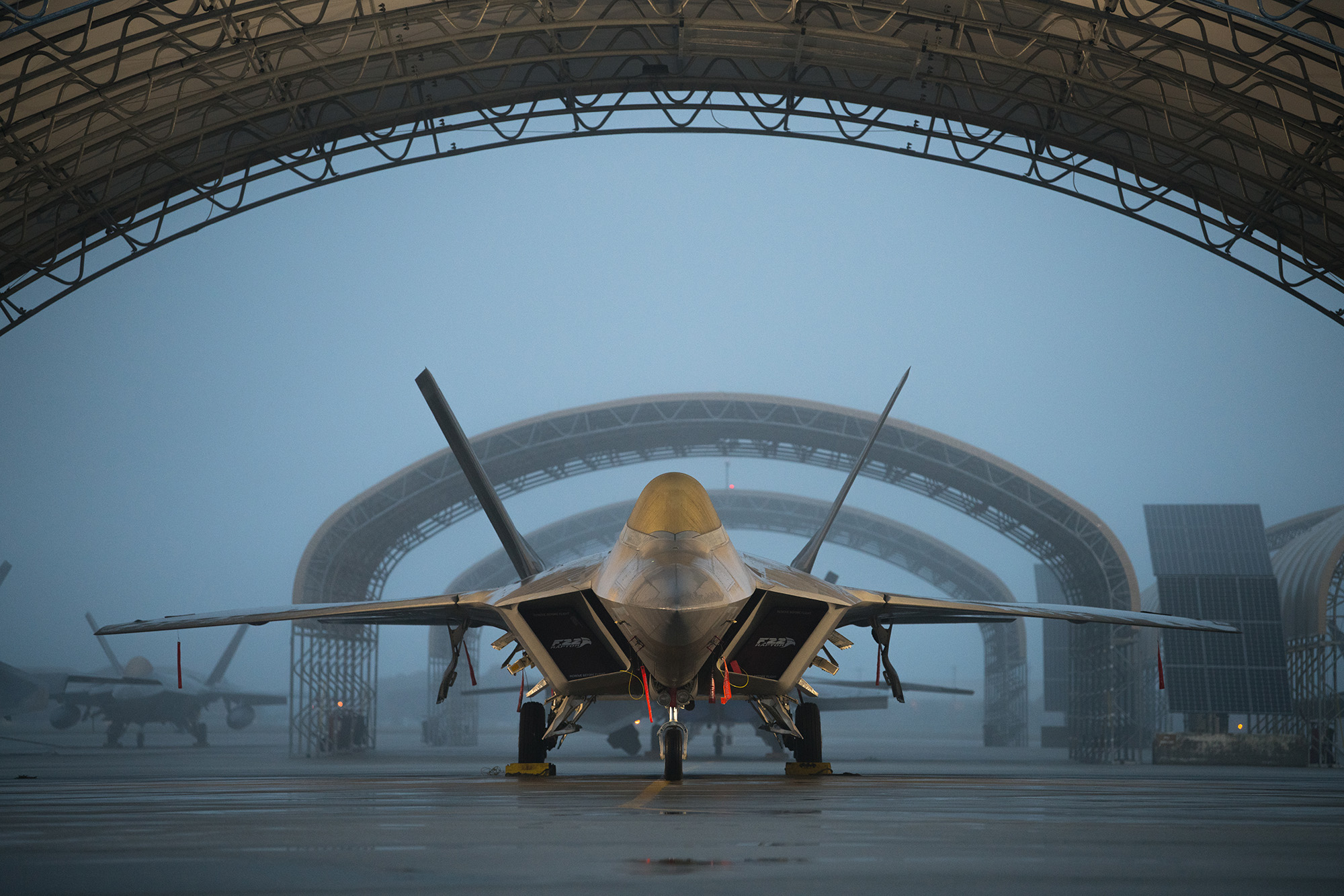 USA wysyłają do Polski odrzutowce myśliwskie piątej generacji F-22 Raptor