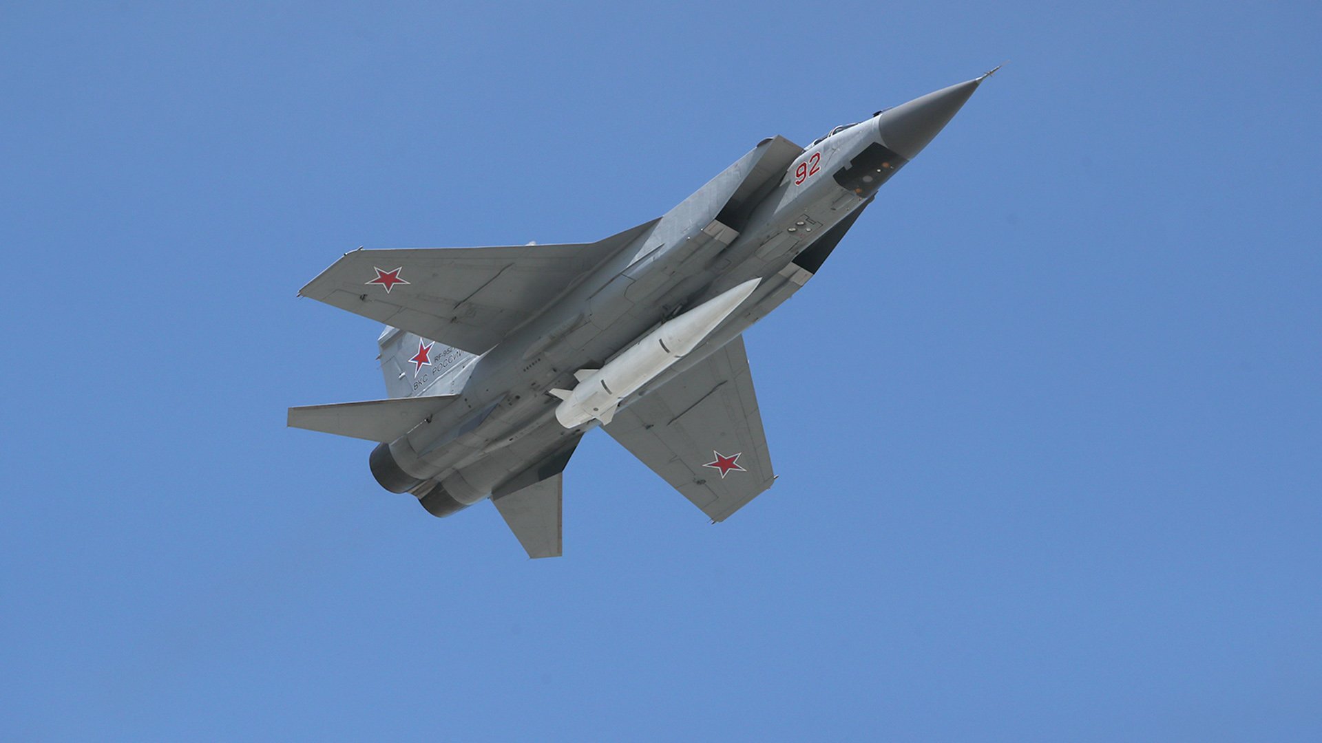 Odrzutowiec MiG-31K, który może przenosić pociski hipersoniczne Kynzhal, zapalił się na Białorusi