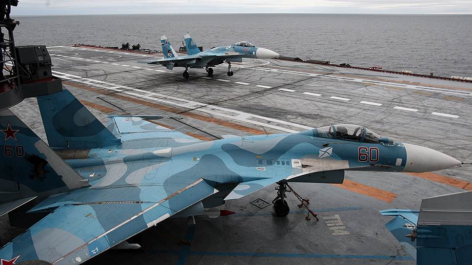 Rosjanie po raz pierwszy pokazali na wideo pokład myśliwca Su-33 kilka sekund po rozbiciu się o Morze Śródziemne podczas próby lądowania na lotniskowcu Admirał Kuzniecow.