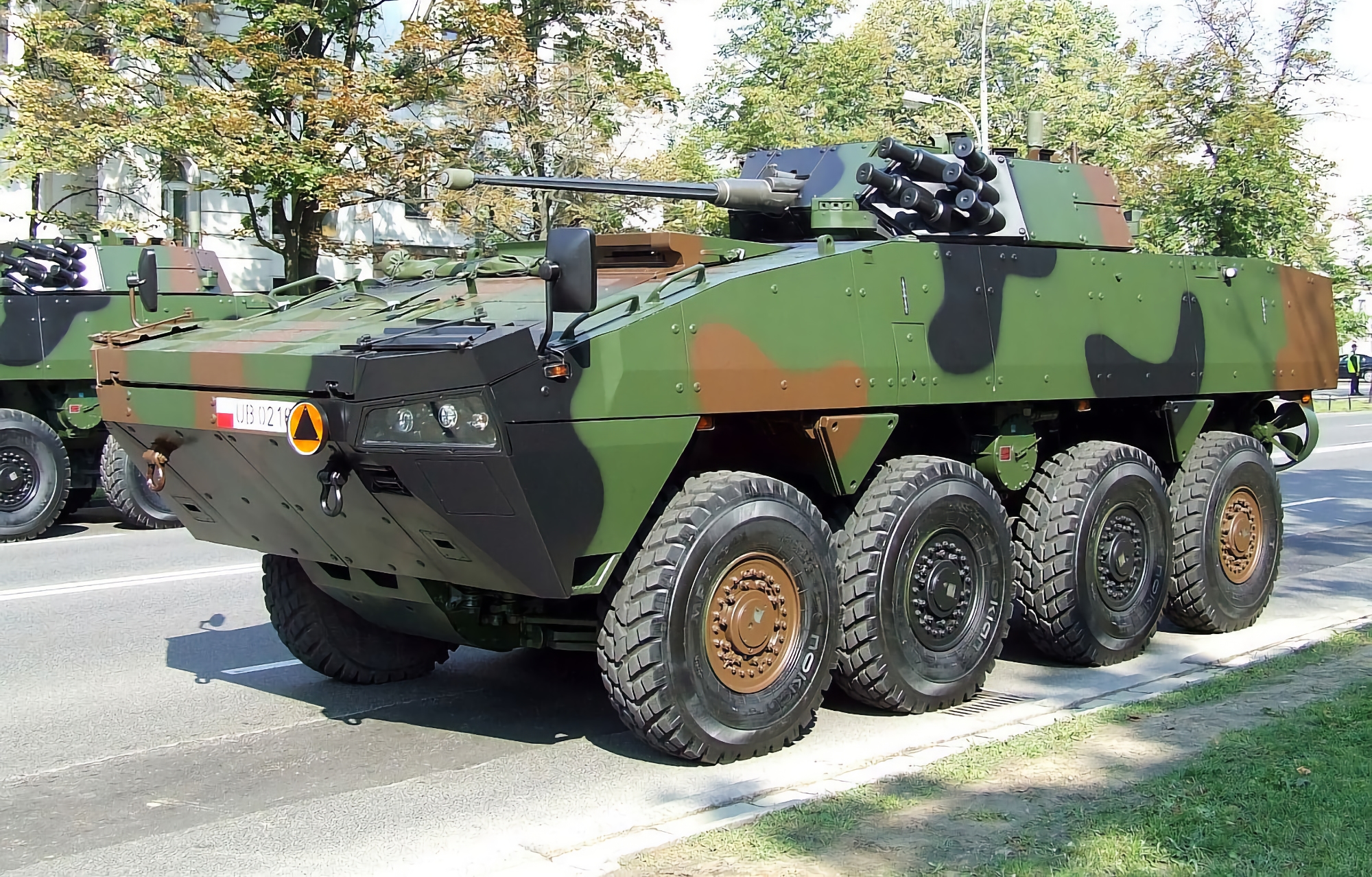 Siły zbrojne Ukrainy wykorzystują polskie transportery opancerzone KTO Rosomak, będące licencjonowaną kopią fińskiego transportera opancerzonego Patria