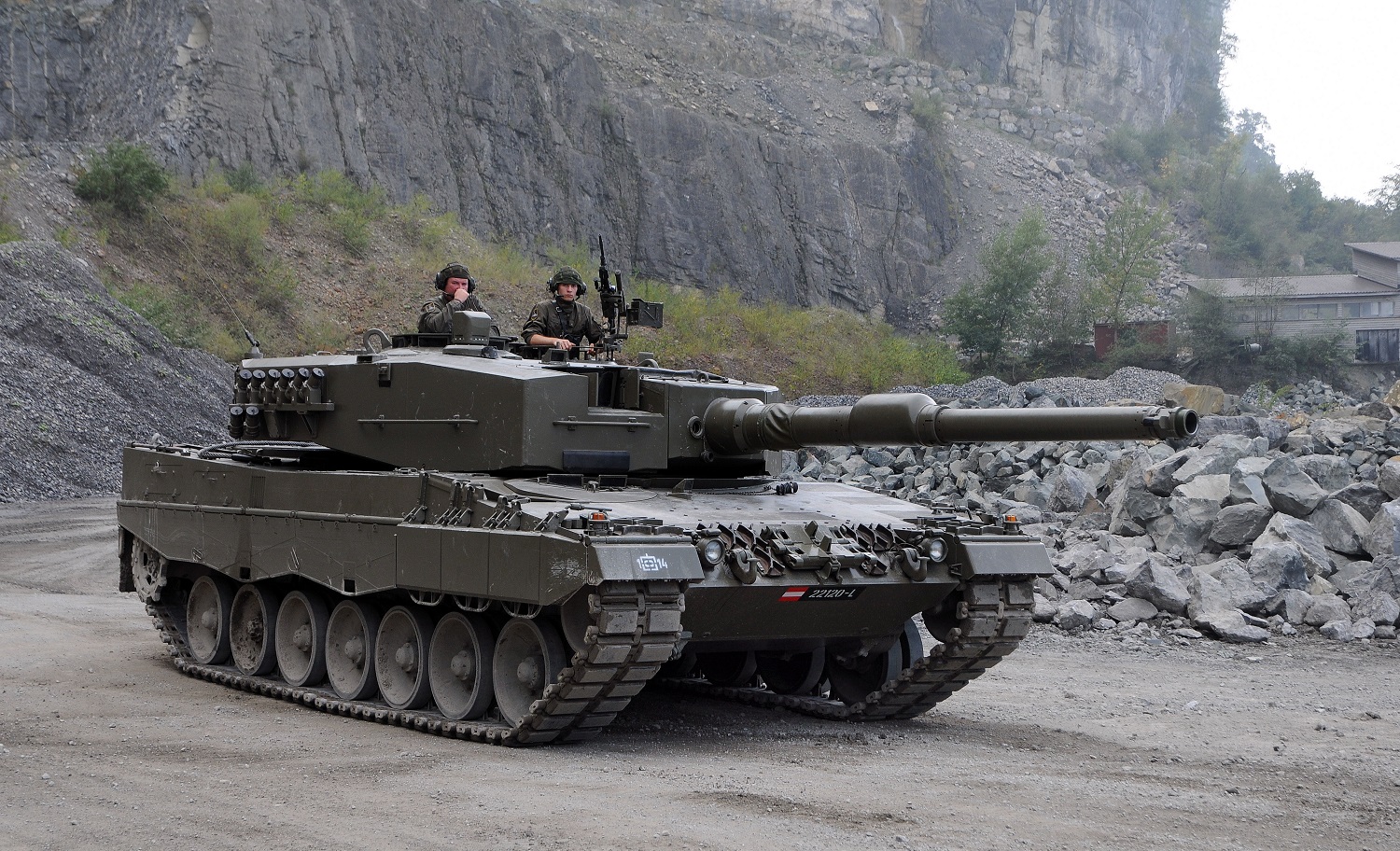 Hiszpania nie przeniesie Leoparda 2A4 na Ukrainę - czołgi są w fatalnym stanie i nie podlegają modernizacji
