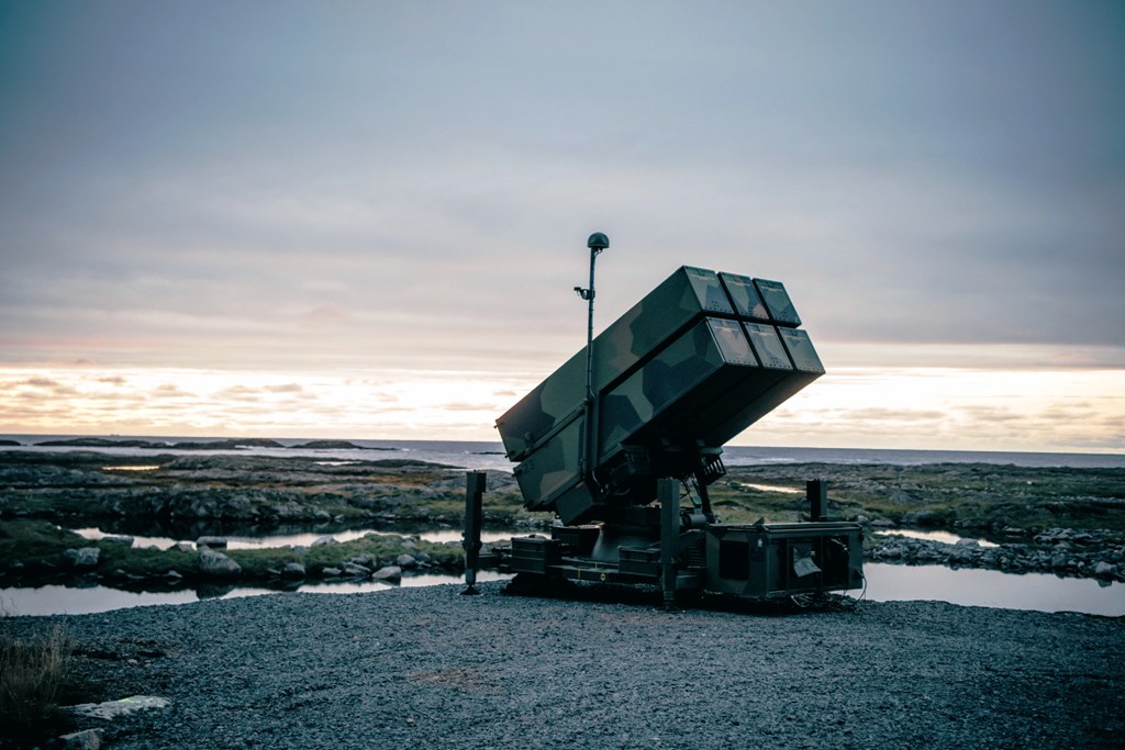 Norwegia zakupi systemy NASAMS III z pociskami przechwytującymi AIM-9X Sidewinder, AIM-120 AMRAAM i AMRAAM-ER za ponad 1 mld USD.