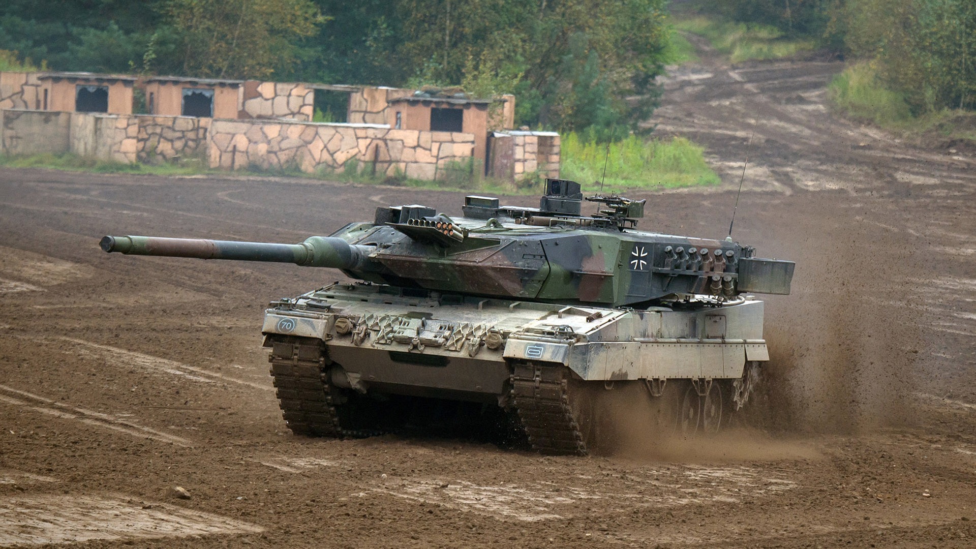 Dostawy już niedługo: ukraińskie wojsko kończy program szkoleniowy w zakresie czołgów Leopard 2 w Niemczech