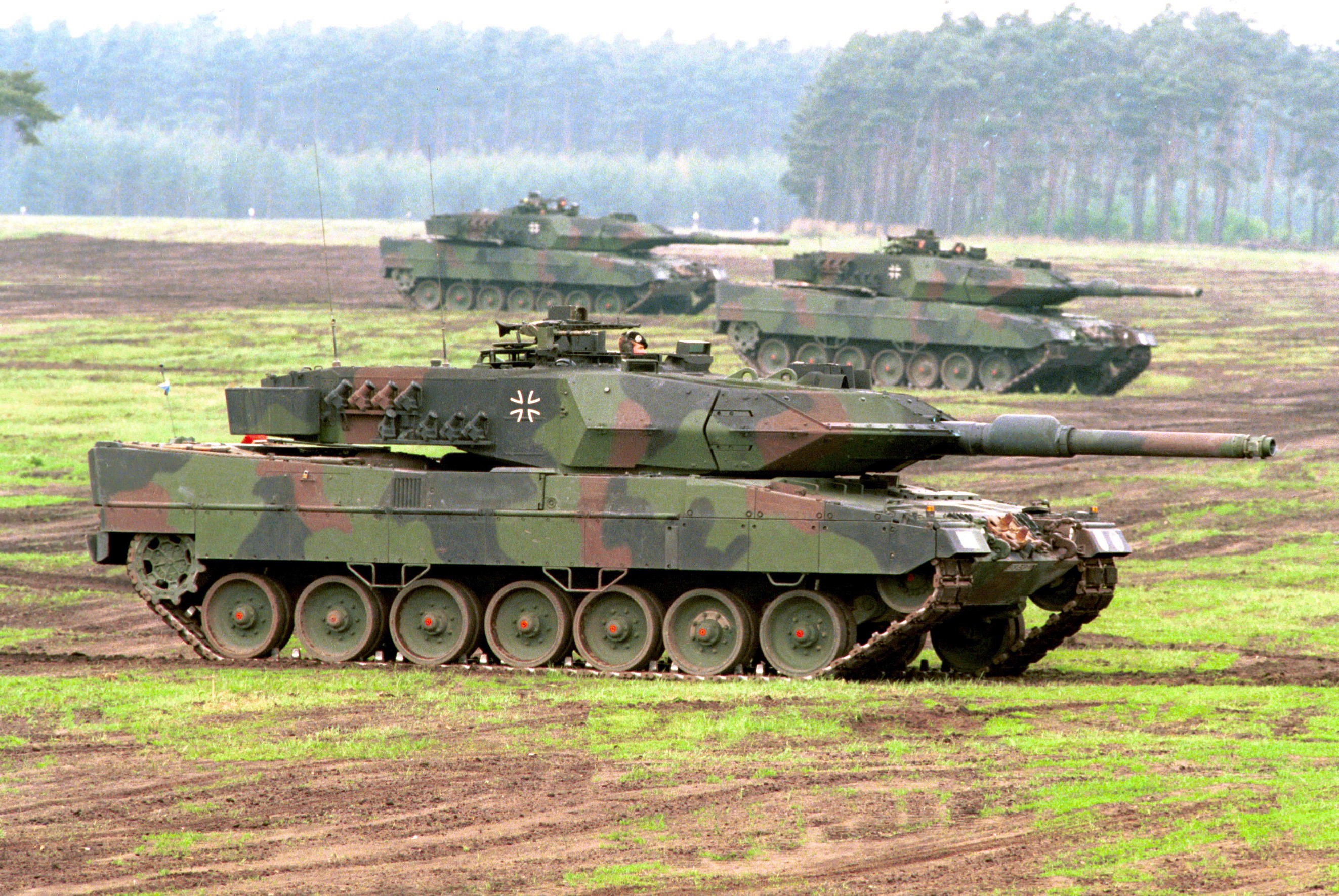 Dobre wzmocnienie: Hiszpania da Ukrainie niemieckie czołgi Leopard