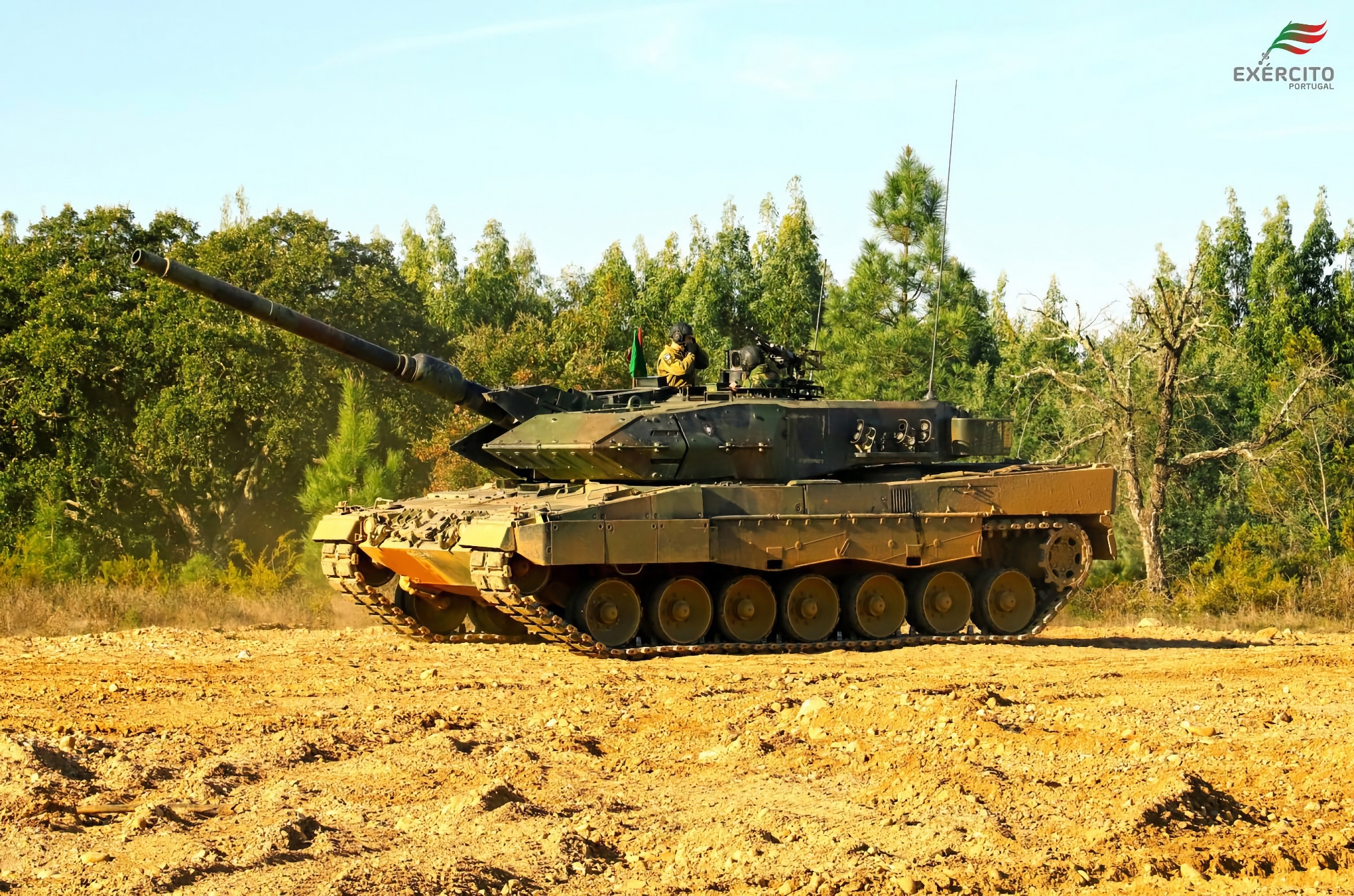 Po Polsce i Niemczech: Portugalia przekazała Ukrainie obiecane czołgi Leopard 2, teraz 35 sztuk dla AFU