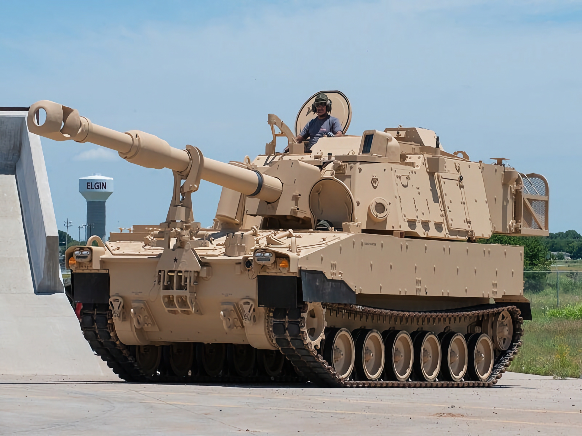 Kontrakt o wartości 63,9 mln USD: USA zamawiają dodatkową partię zmodernizowanych M109 SAW od BAE Systems
