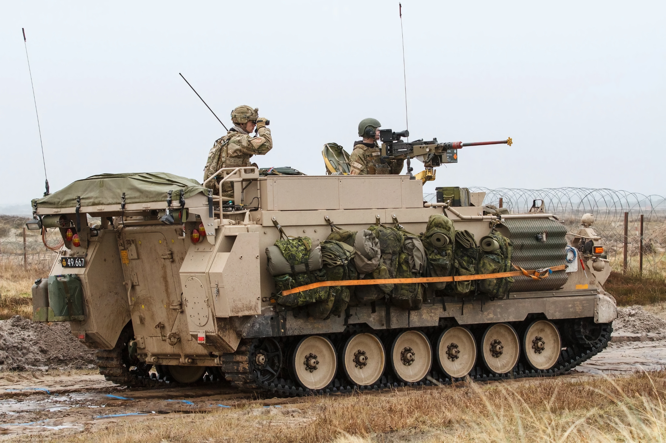 Obiecane przez USA transportery opancerzone M113 są już na Ukrainie