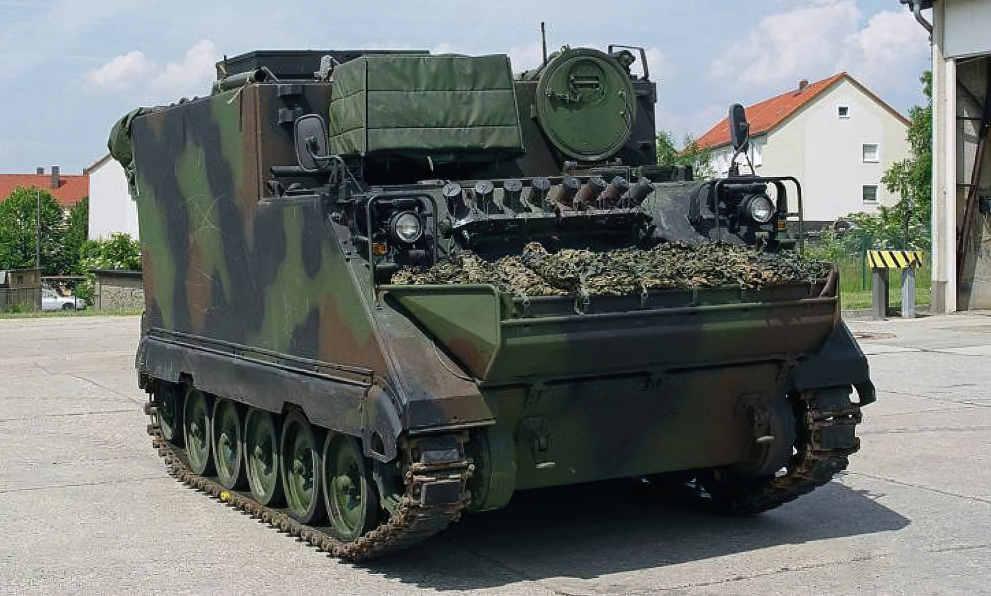 AFU otrzymało od Litwy nową partię pojazdów dowodzenia i sztabu M577 opartych na transporterach opancerzonych M113