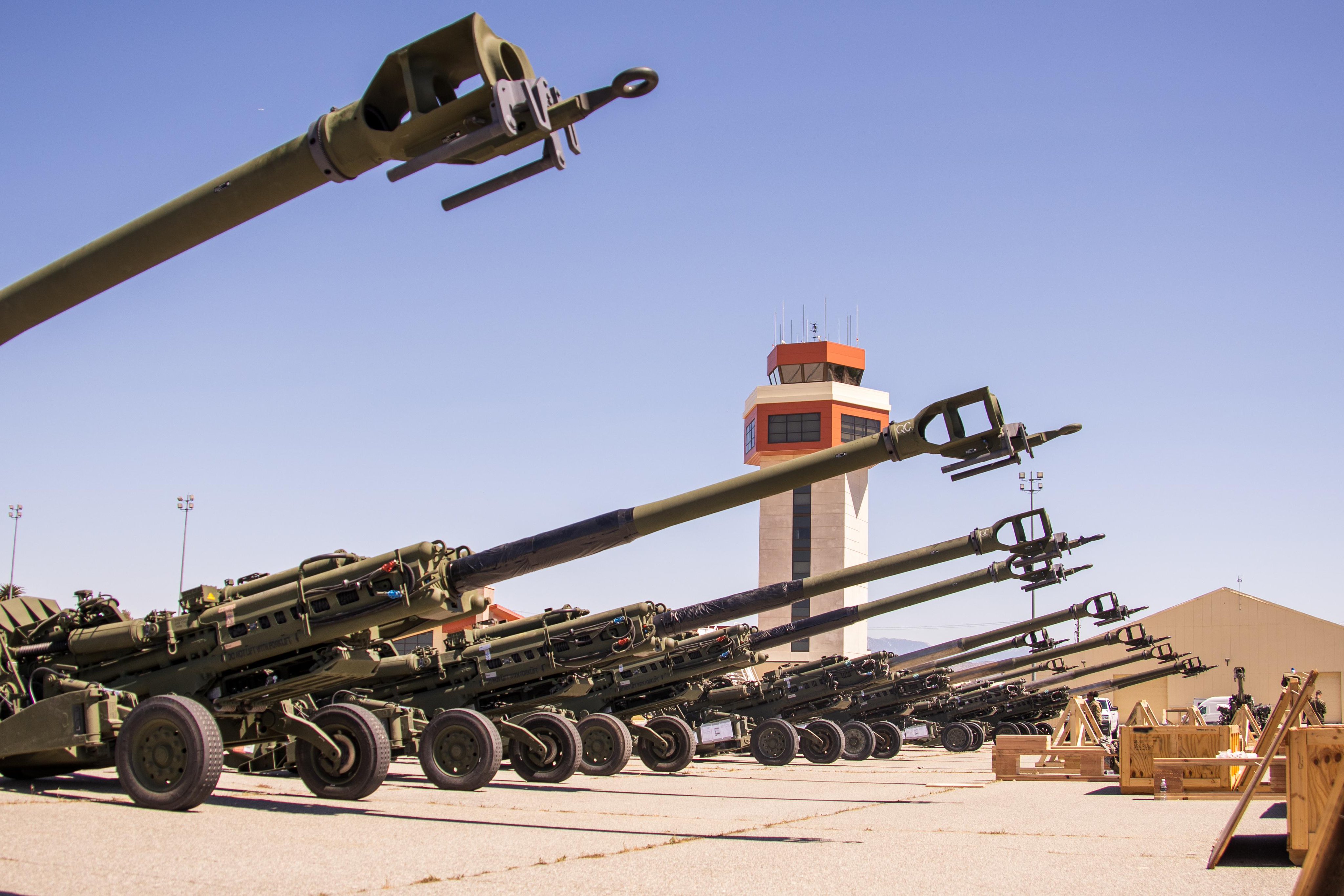 USA dadzą Ukrainie 18 kolejnych haubic M777