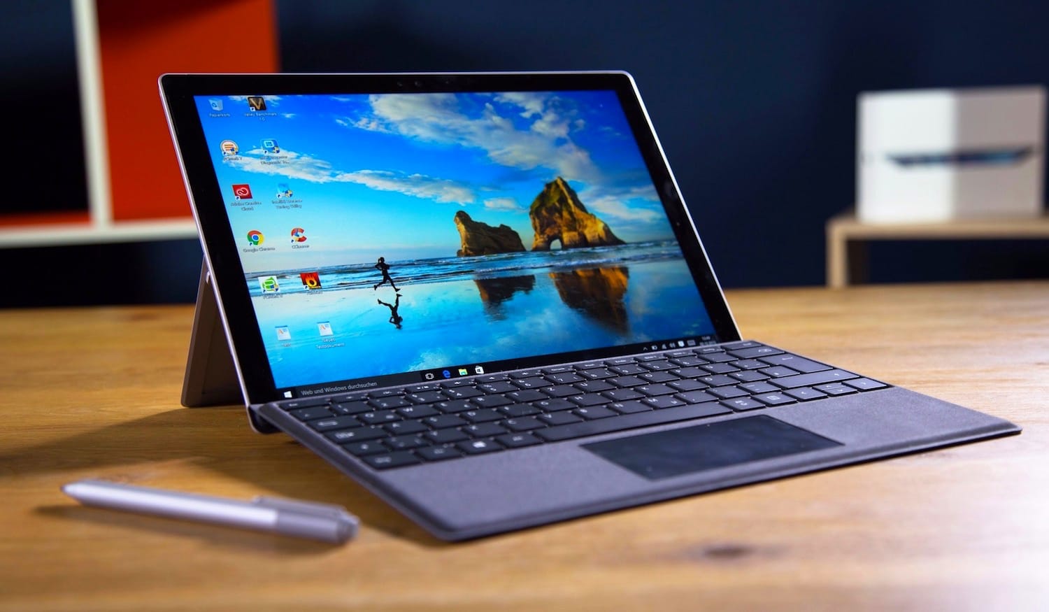 Microsoft zastąpi Surface Pro 4 migającym ekranem za darmo