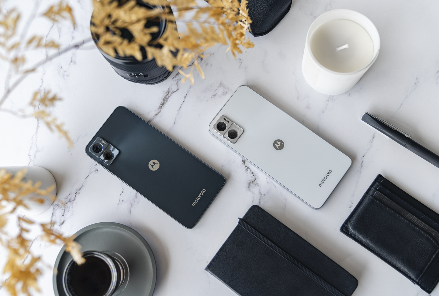 Motorola prezentuje Moto E22 i Moto E22i: tanie smartfony z ekranami 90 Hz, układami MediaTek Helio G37 i różnymi wersjami systemu operacyjnego