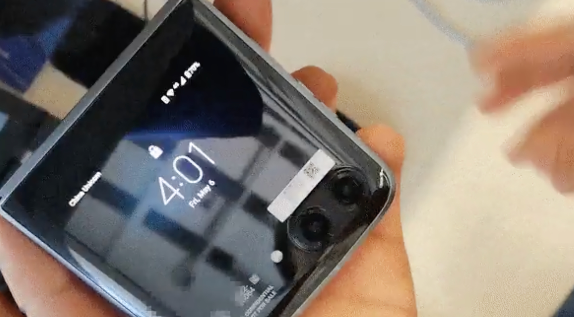 Na wideo pojawiła się klapka Motorola Razr 3: dziurawy wyświetlacz, podwójny aparat i stylistyka Galaxy Z Flip 3