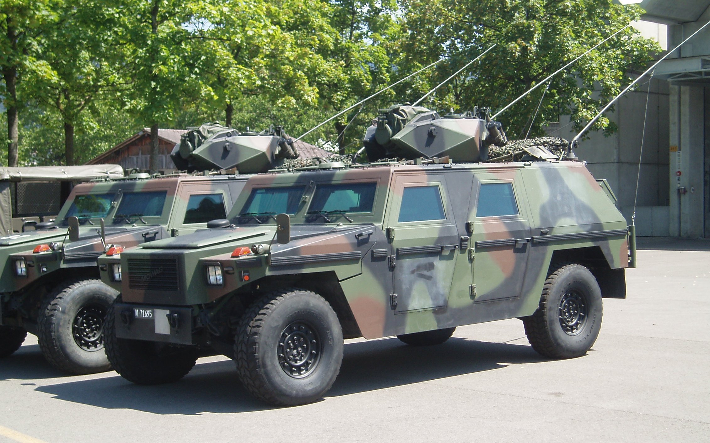 AFU wykorzystuje na froncie szwajcarskie pojazdy opancerzone MOWAG Eagle