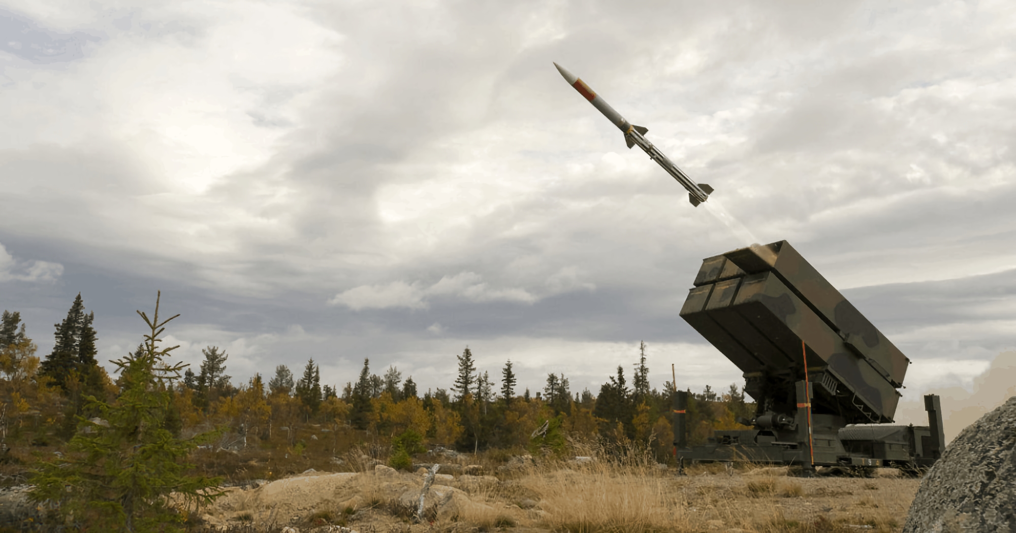 Media: Ukraińskie wojsko już uczy się korzystać z przeciwlotniczego systemu rakietowego NASAMS