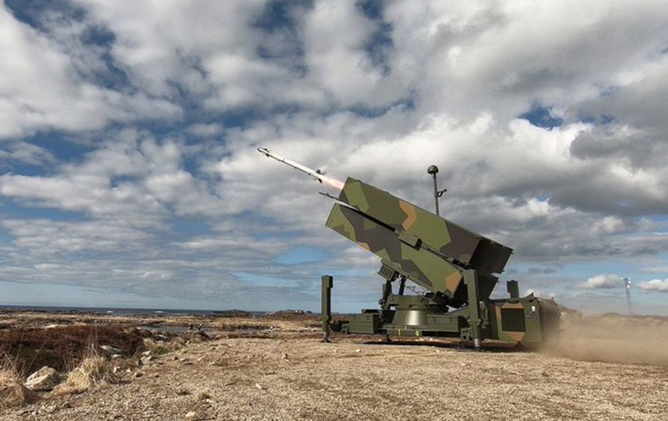 Pentagon potwierdza, że dwa systemy obrony powietrznej NASAMS są już na Ukrainie