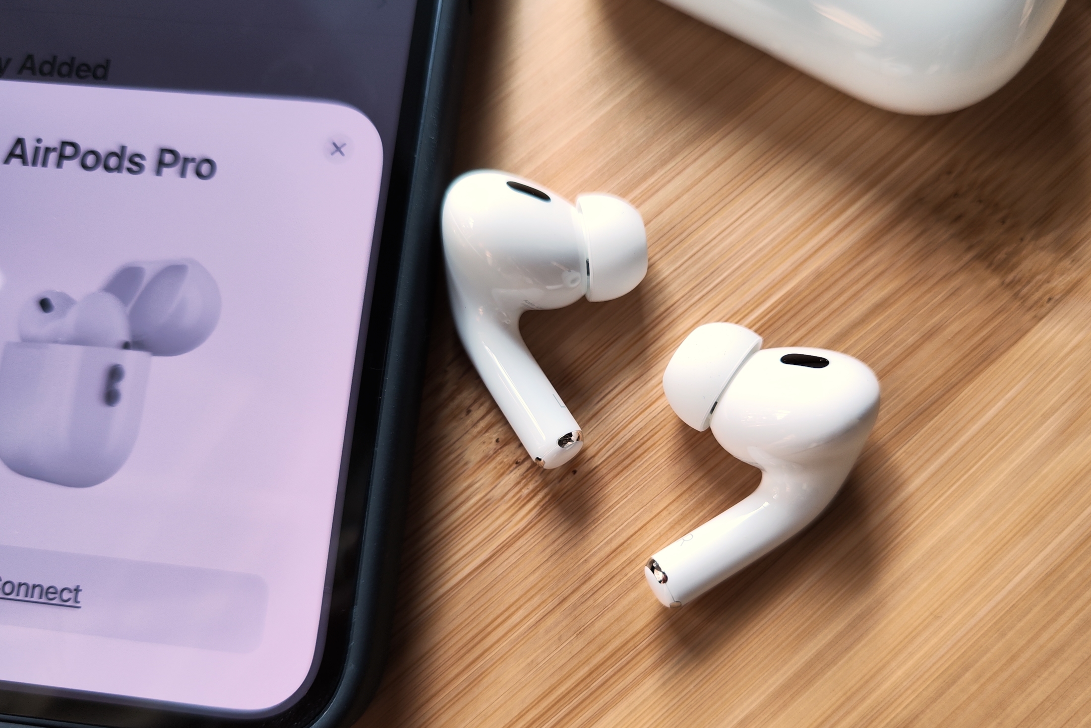 Apple wypuszcza nowy firmware dla słuchawek AirPods, AirPods Pro i AirPods Max