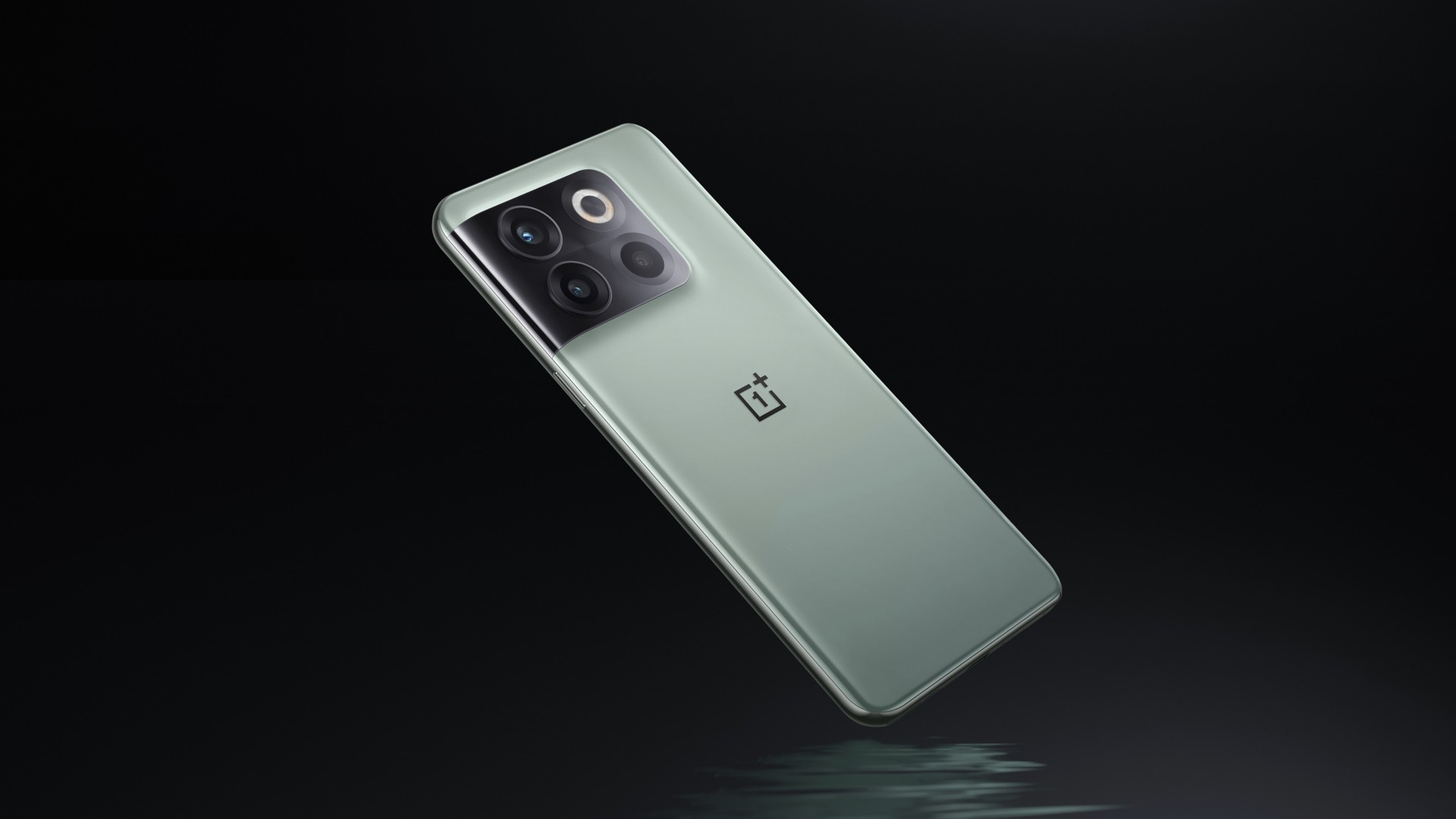 OnePlus 10T zaczyna otrzymywać aktualizację OxygenOS A.06, która naprawia błędy i poprawia wrażenia z aparatu