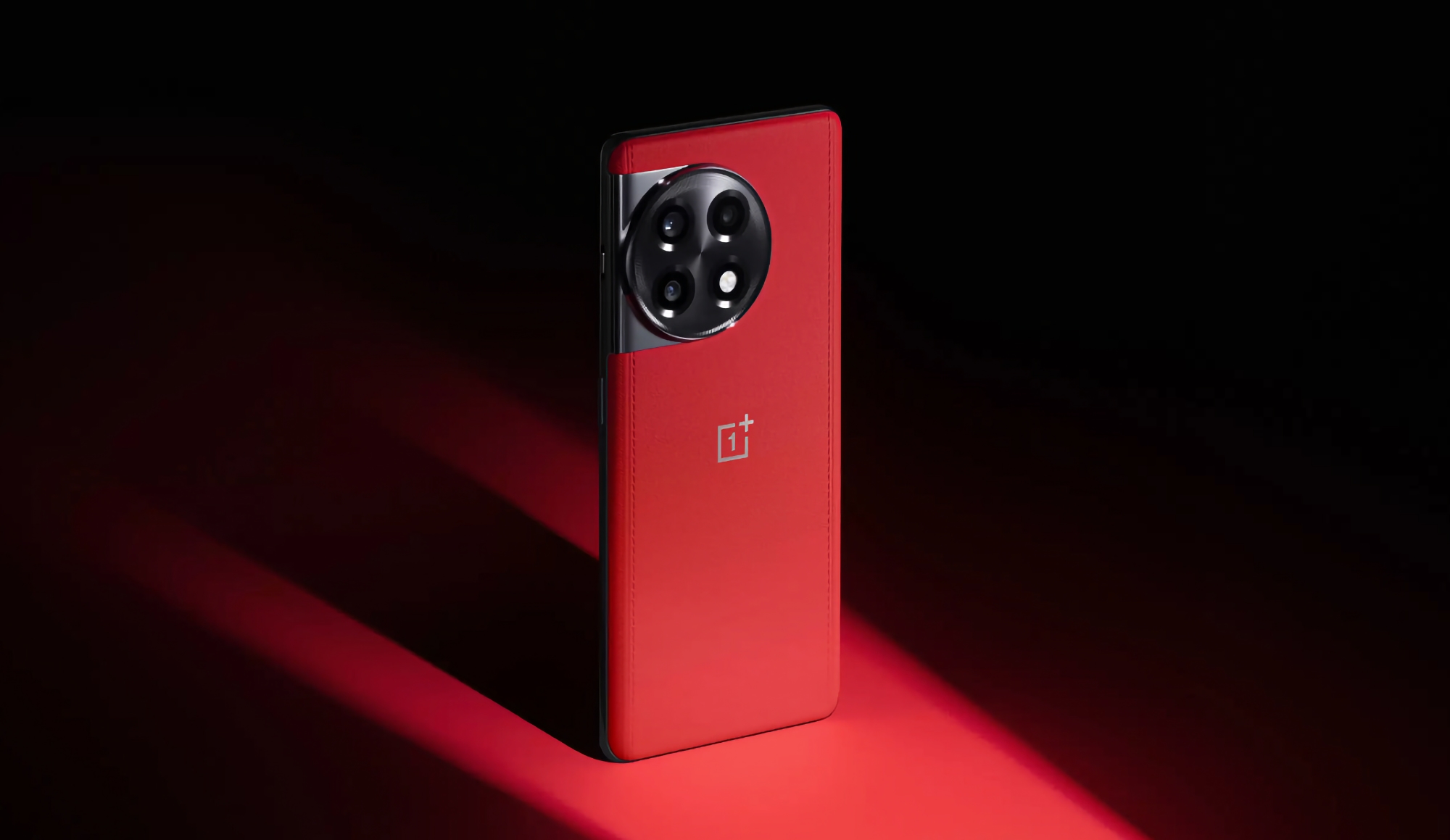 To już oficjalne: OnePlus 11R 5G Solar Red Edition ze skórzanymi plecami, 18 GB pamięci RAM i 512 GB pamięci zadebiutuje 7 października