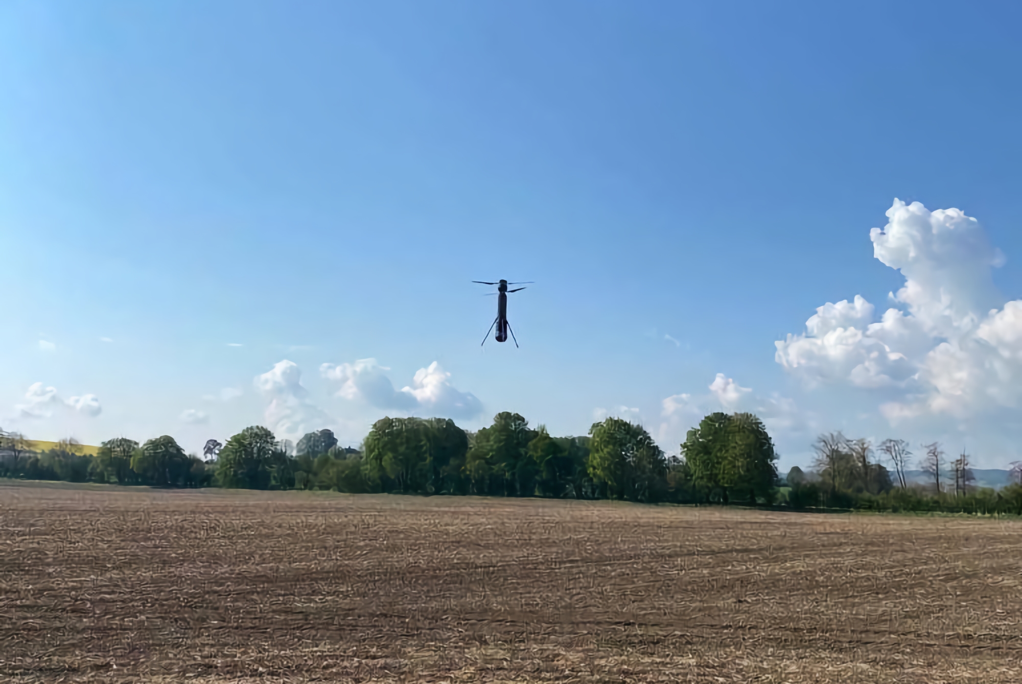 W służbie Sił Zbrojnych Ukrainy zauważyli niezwykłego drona kamikaze z pionowym systemem startu. Może to być rzadki BSP PHOLOS