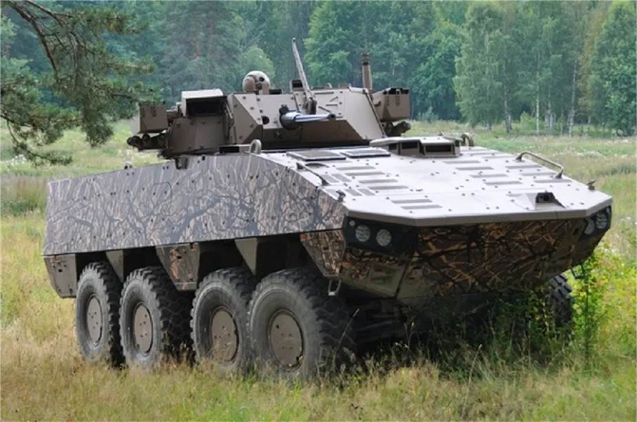 Słowacja kupi 76 fińskich transporterów opancerzonych Patria AMV za prawie 450 mln euro