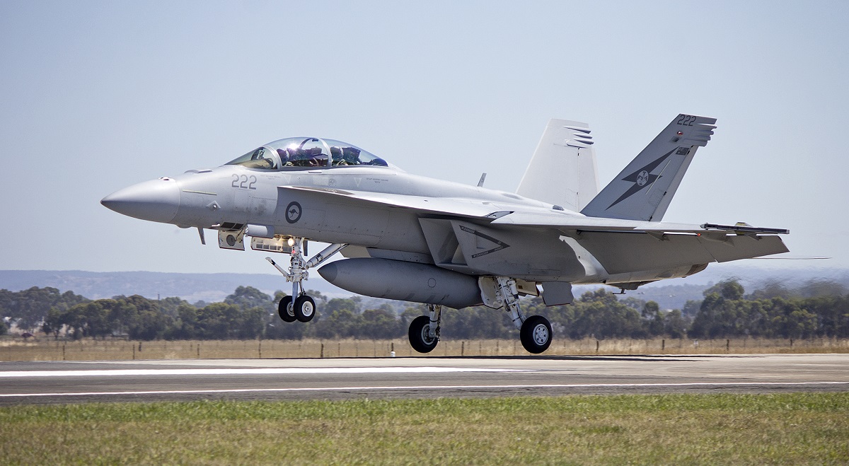 Australijskie Królewskie Siły Powietrzne zmodernizują i wydłużą okres eksploatacji samolotów F/A-18E/F Super Hornet o 10 lat, aby uzupełnić niedobór myśliwców.