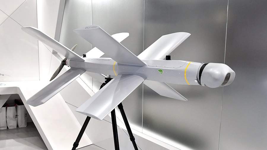 Ukraina tworzy własny odpowiednik rosyjskiego drona kamikaze Lancet, który może osiągać prędkość do 300 km/h i kosztuje 35 000 USD.